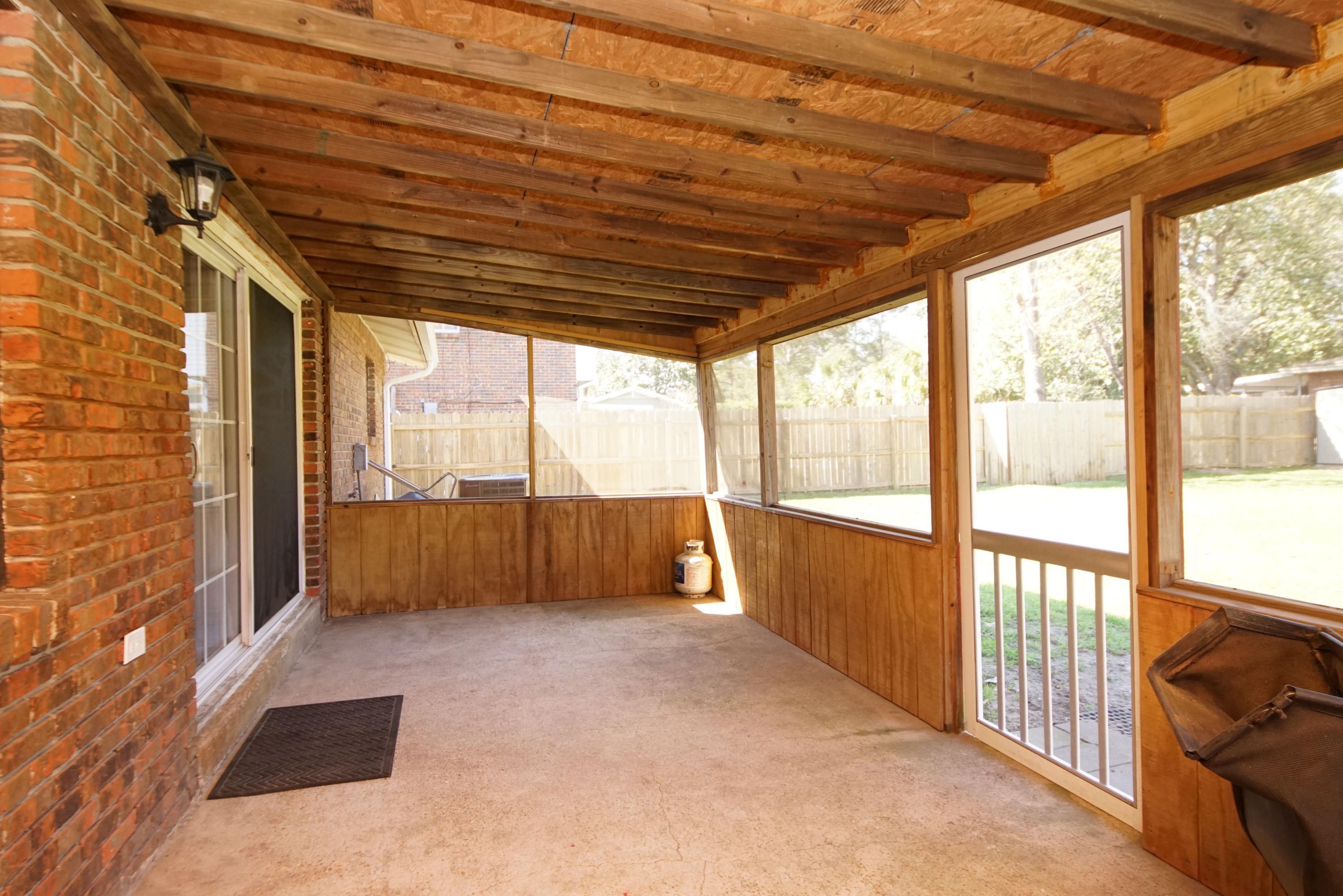 FOREST MANOR - Residential