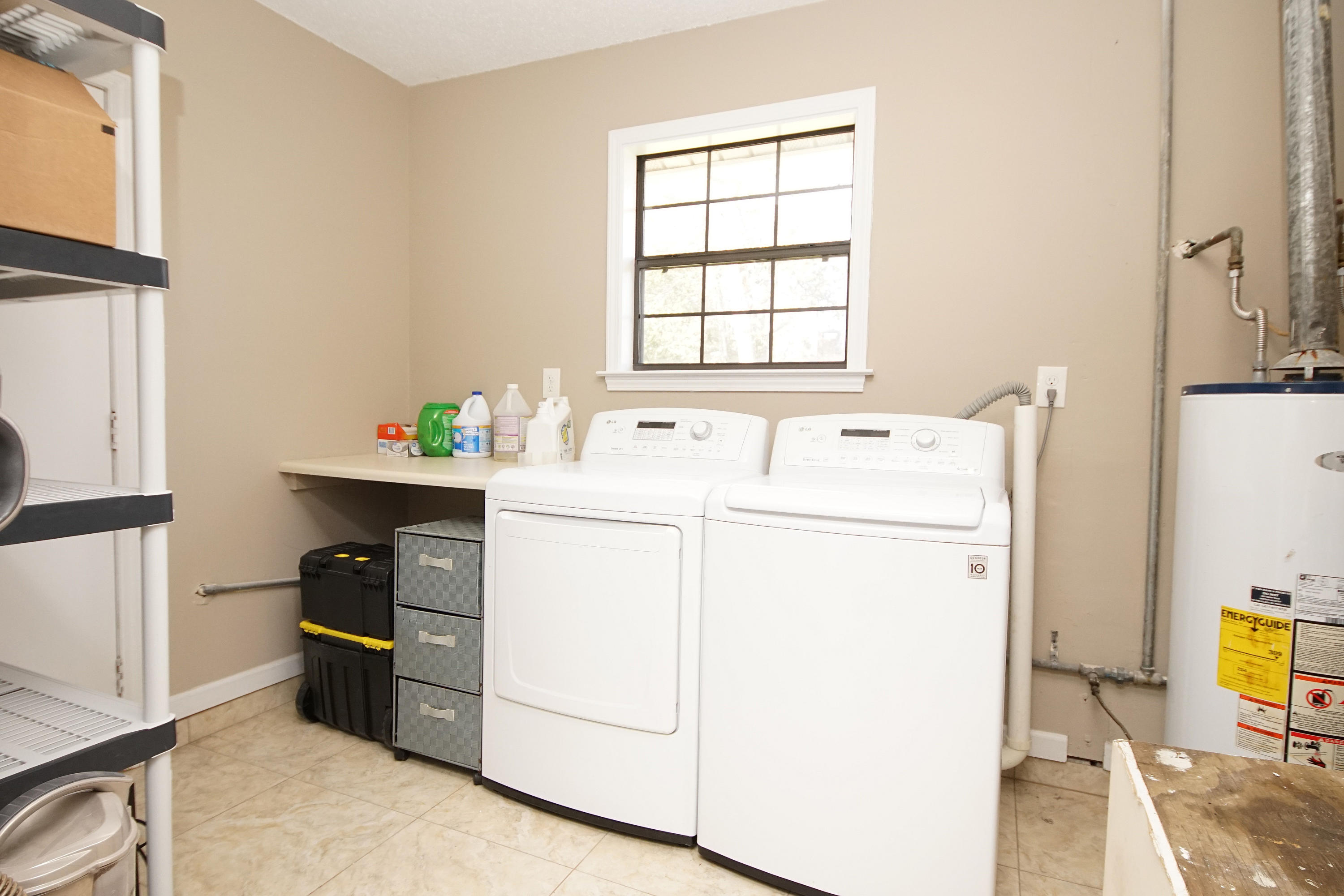 FOREST MANOR - Residential