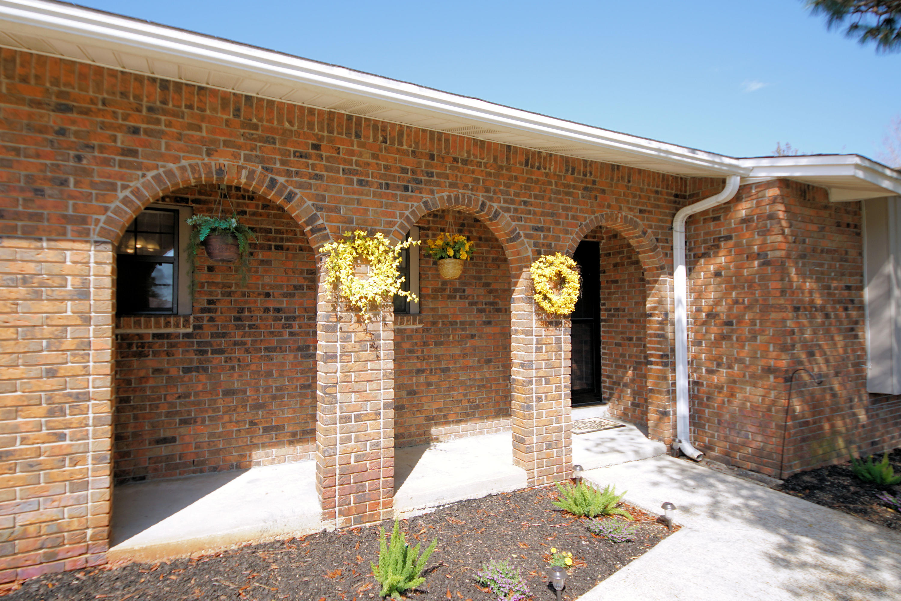 FOREST MANOR - Residential