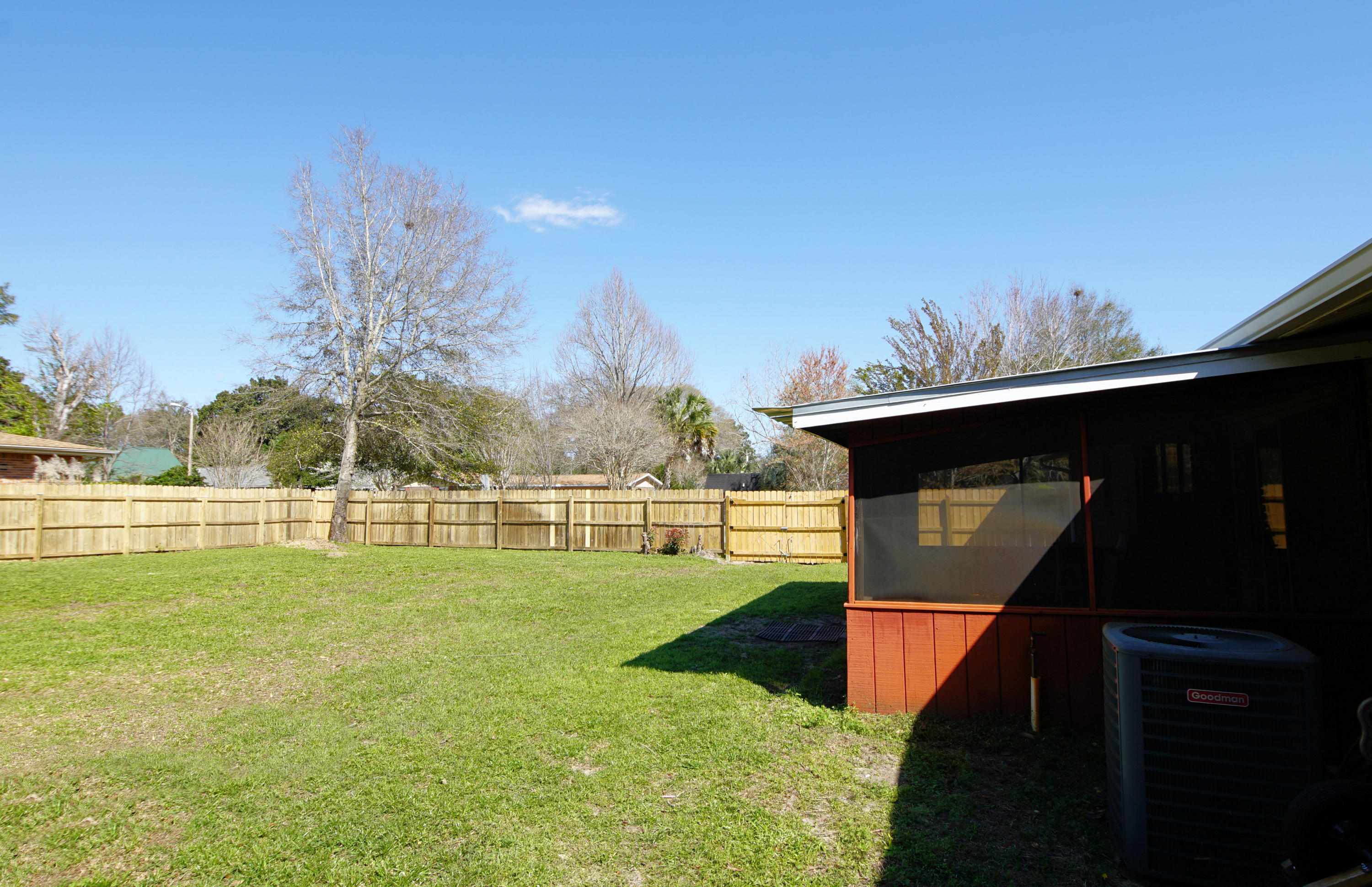 FOREST MANOR - Residential