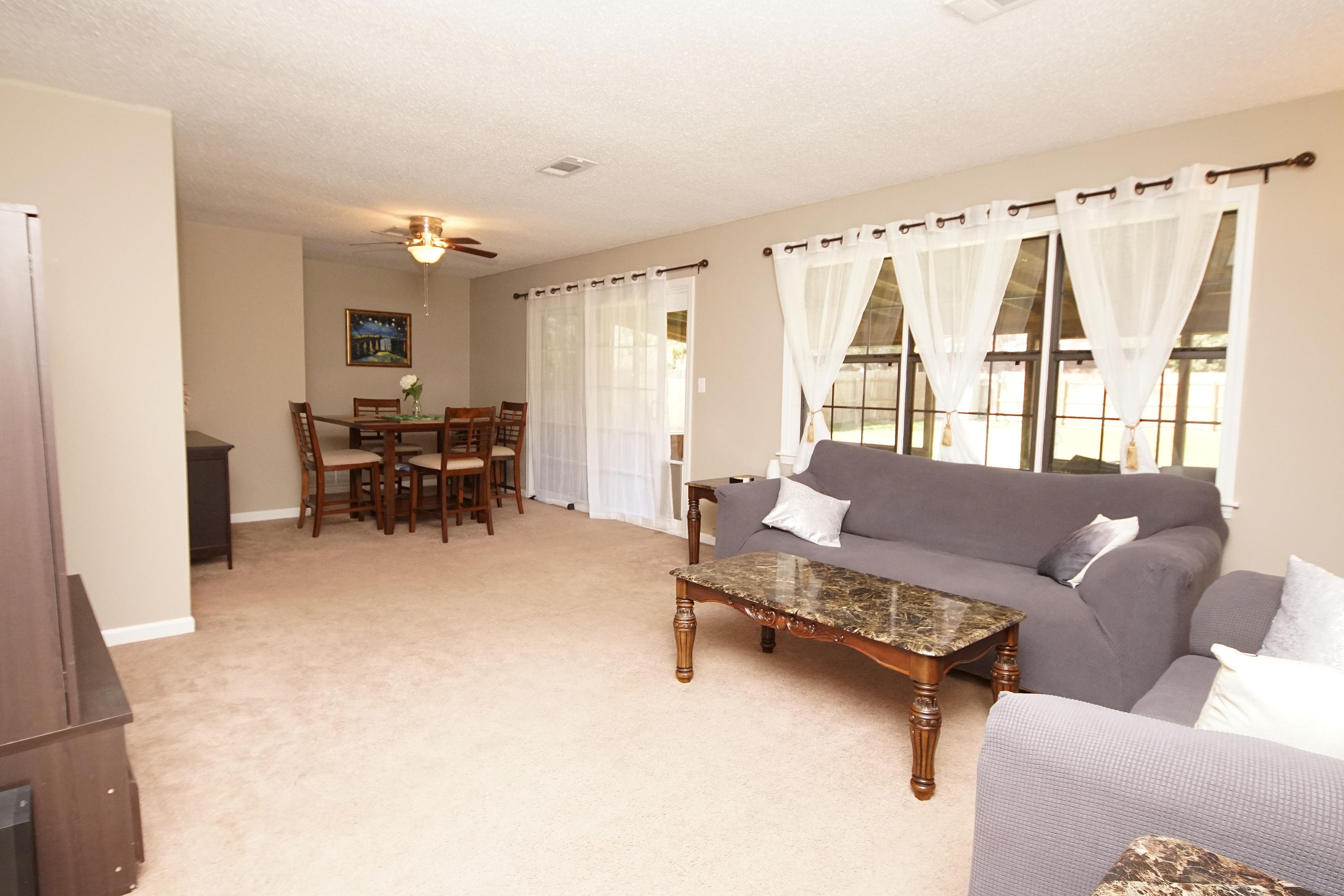 FOREST MANOR - Residential