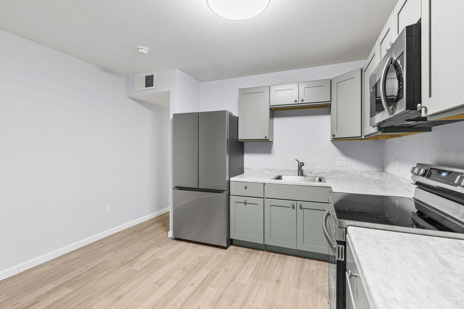 PIER ONE CONDO - Residential Lease