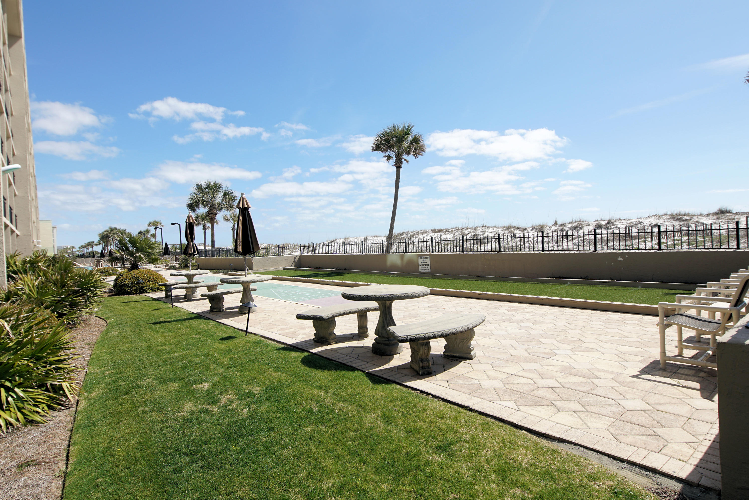 BREAKERS OF FWB PH 1 - Residential