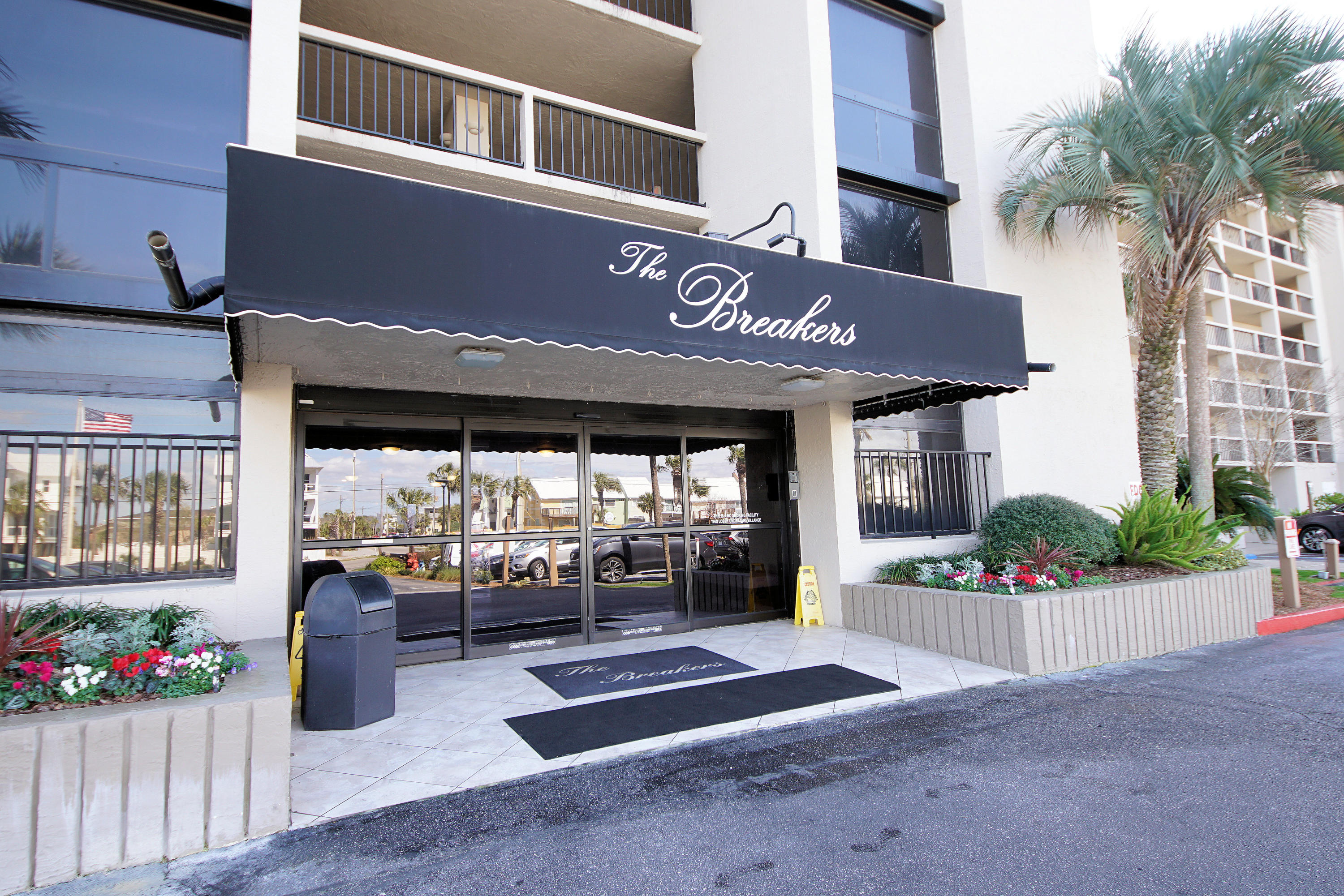 BREAKERS OF FWB PH 1 - Residential
