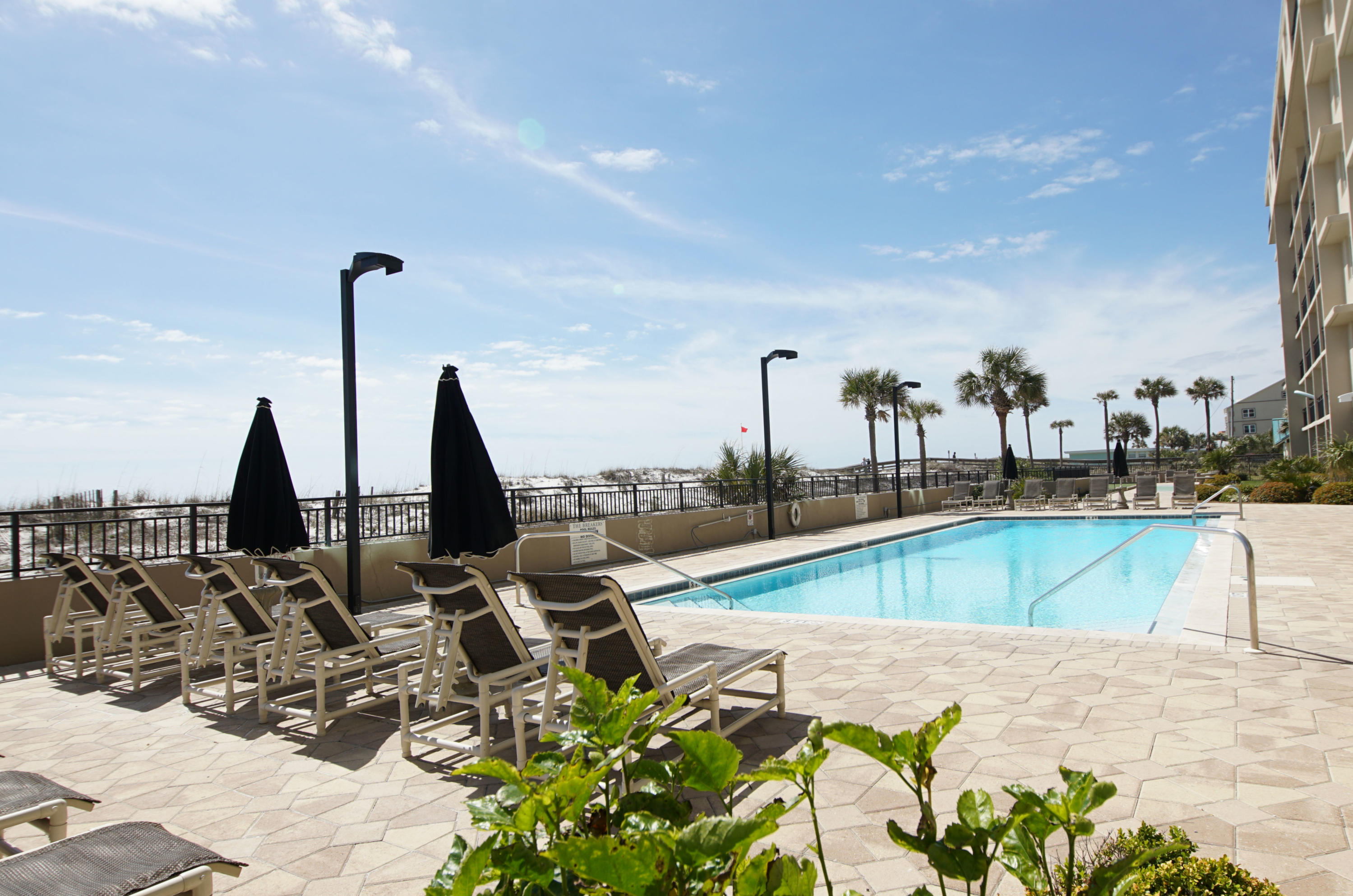 BREAKERS OF FWB PH 1 - Residential