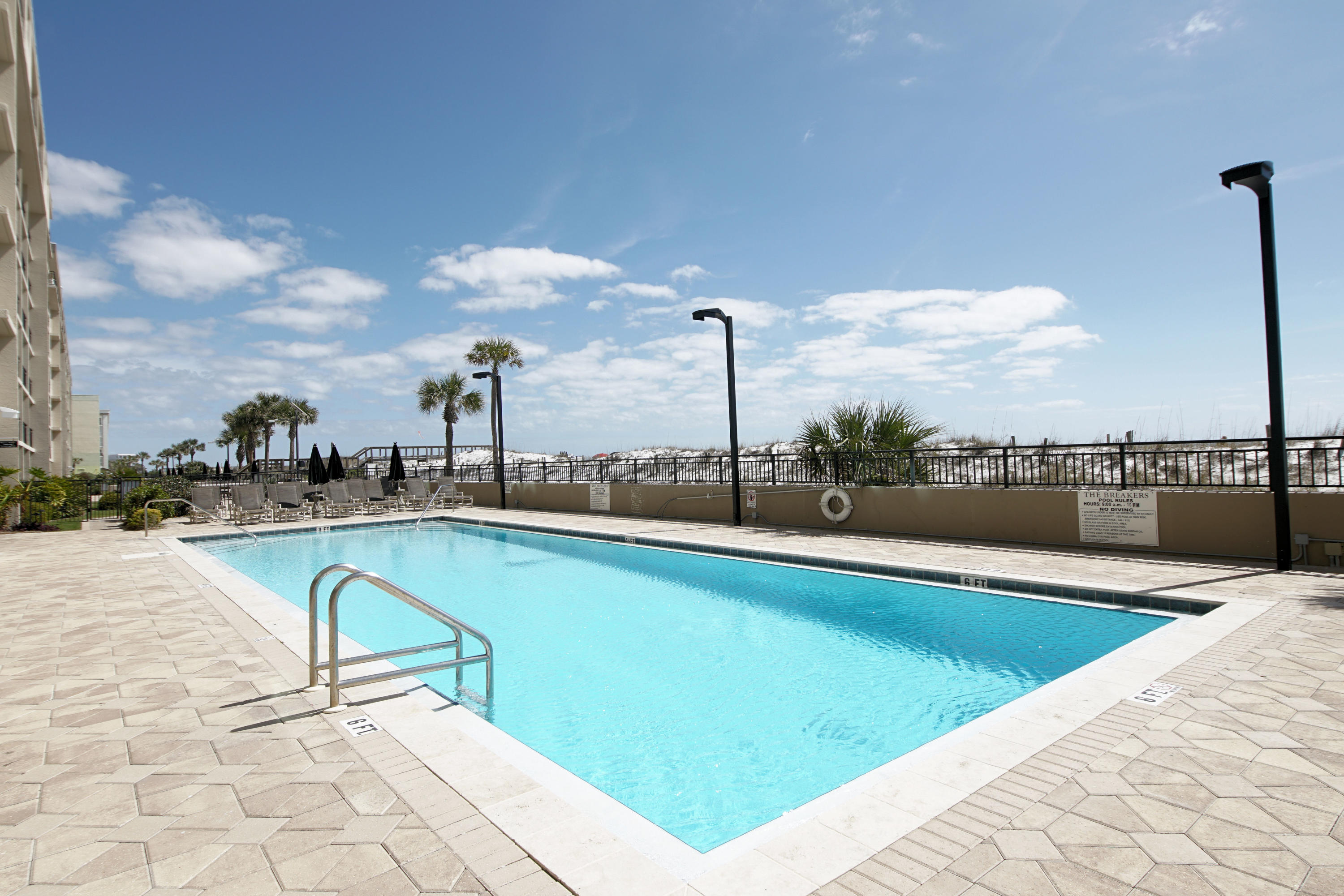 BREAKERS OF FWB PH 1 - Residential