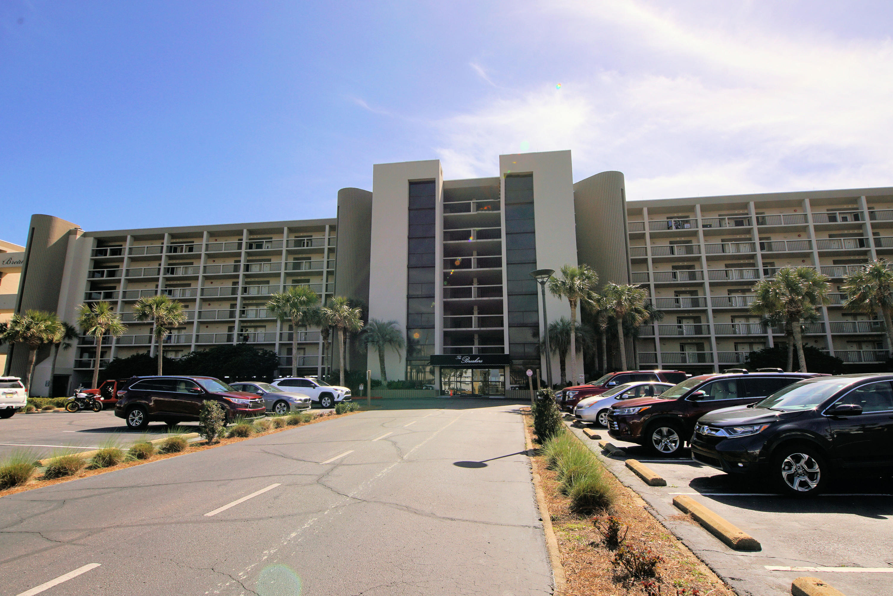 BREAKERS OF FWB PH 1 - Residential