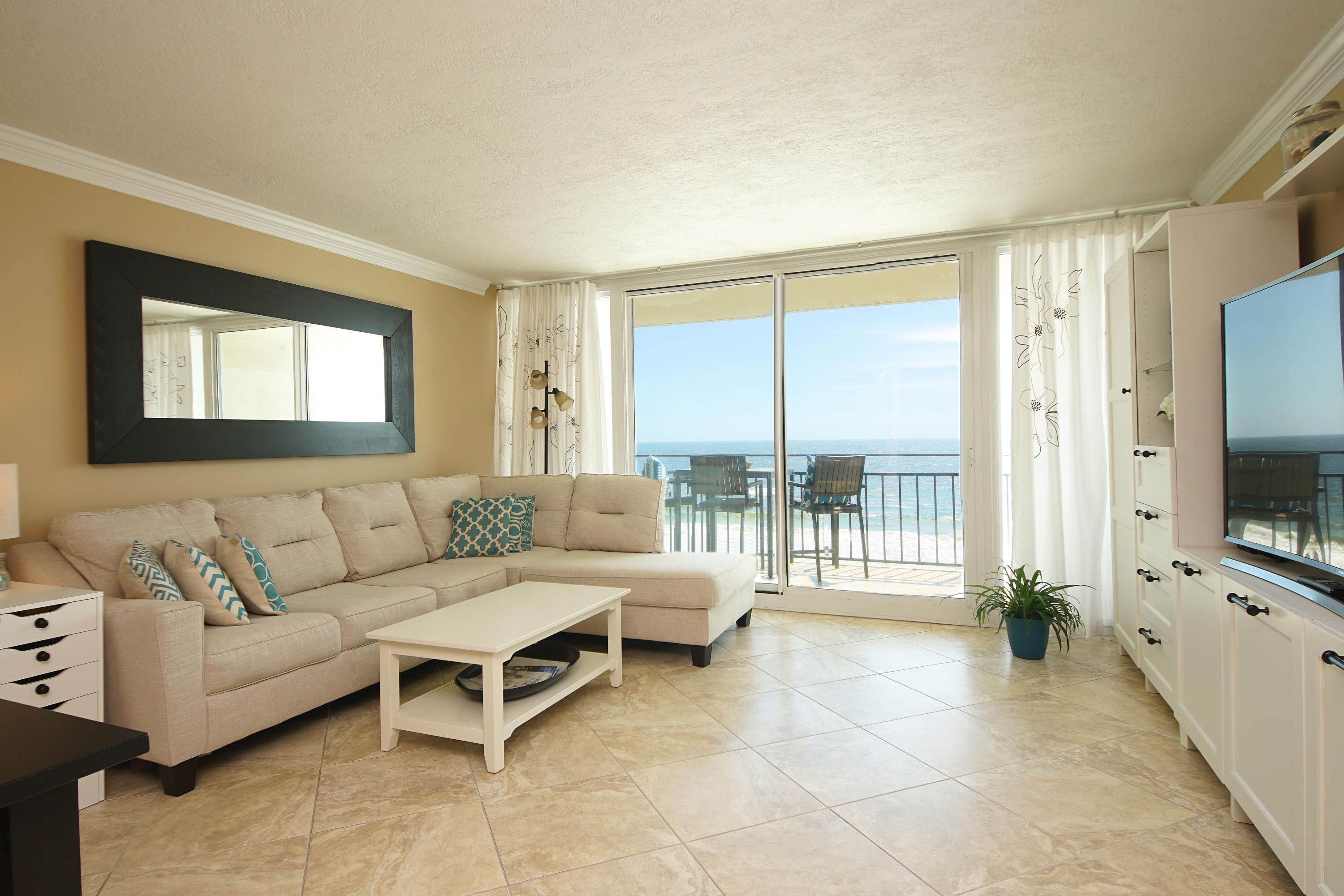 BREAKERS OF FWB PH 1 - Residential