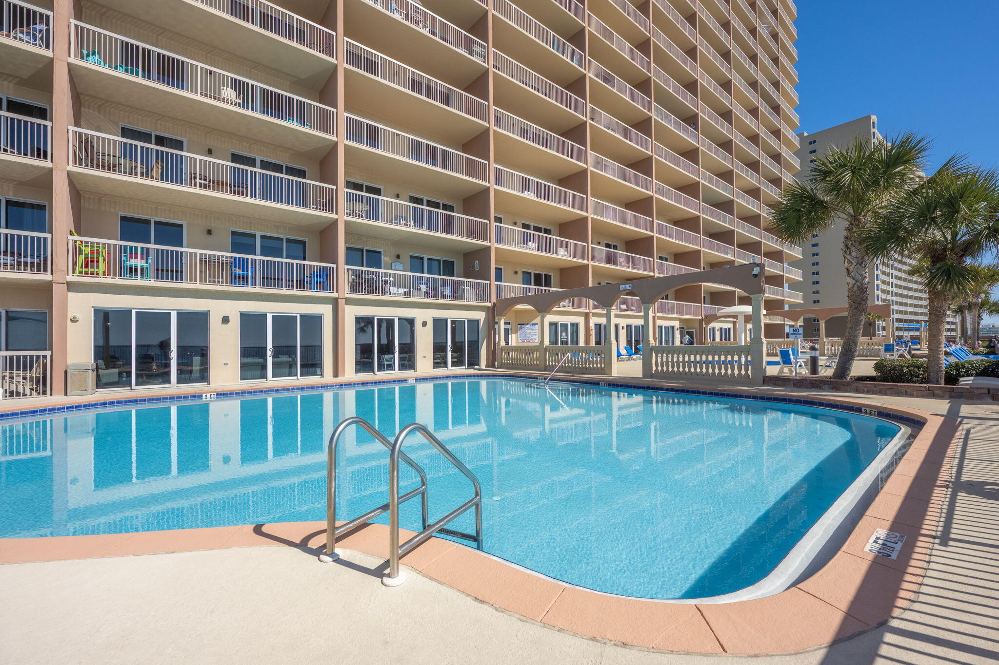 SUNRISE BEACH - Residential