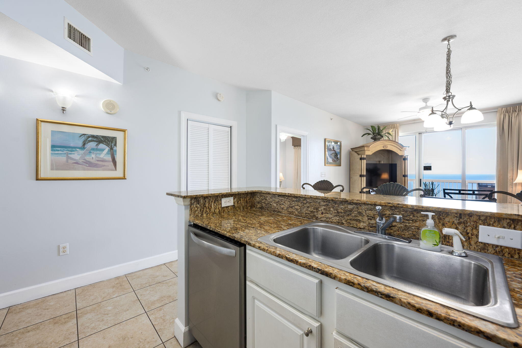 SUNRISE BEACH - Residential
