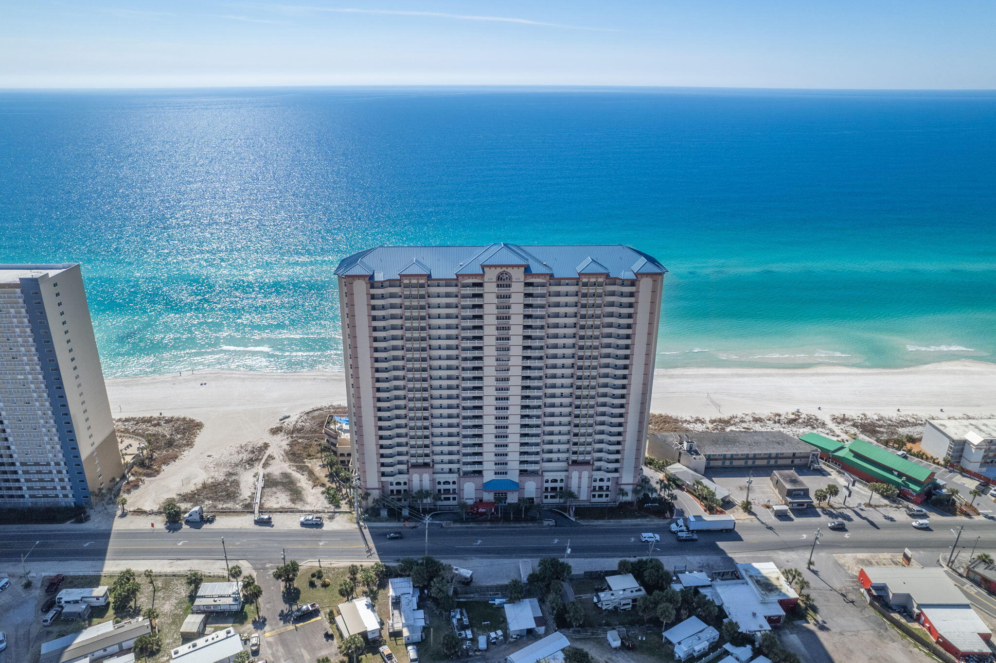 SUNRISE BEACH - Residential