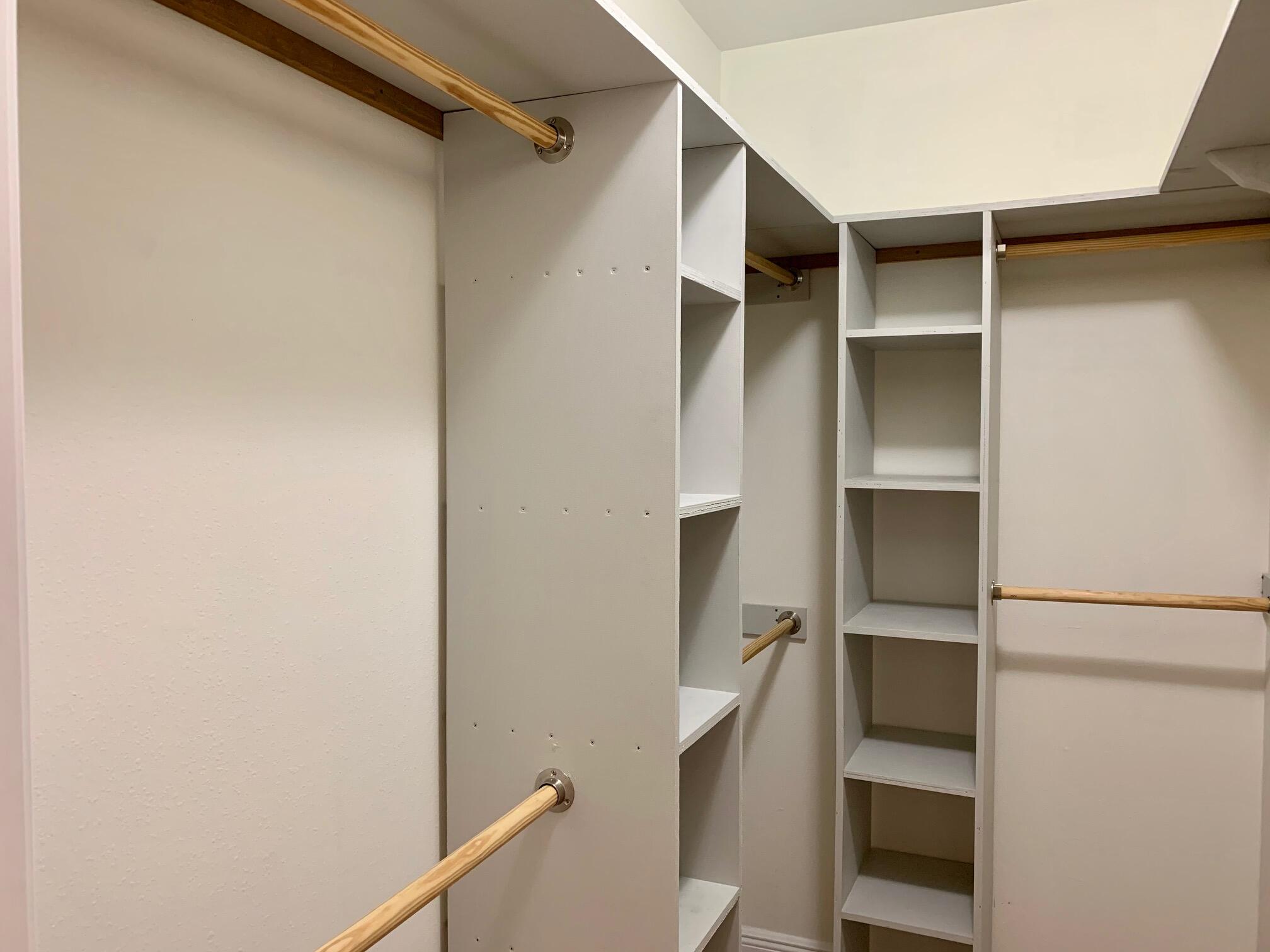 LIBERTY OAKS - Residential