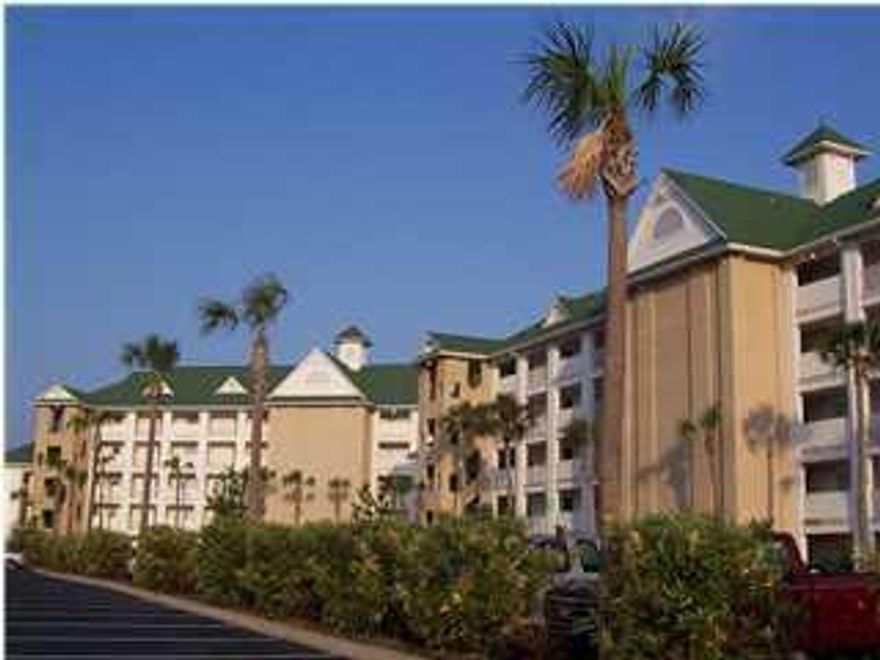 **AVAILABLE FEBRUARY 7**

Fully Furnished 1 bedroom, 1 bath end unit condo- located at the Florida Club in Bluewater Bay.
You'll love the vaulted ceilings and private screened-in balcony overlooking the tranquil landscaped garden. Washer and dryer are included as well as cable and internet. The Florida Club offers a resort lifestyle complete with a sparkling community pool, hot tub, fitness center, and clubhouse.

*$50 of monthly rent goes towards a Resident Benefits Package which includes Renters Insurance, Air Filter delivery, Identity protection, Resident Rewards program, Credit Building, Move-In Concierge, 24/7 Maintenance coordination*

Sorry, pets are not permitted.
Tenant to verify all data.
Please contact Sound Choice Real Estate to schedule a showing- 850.389.8533