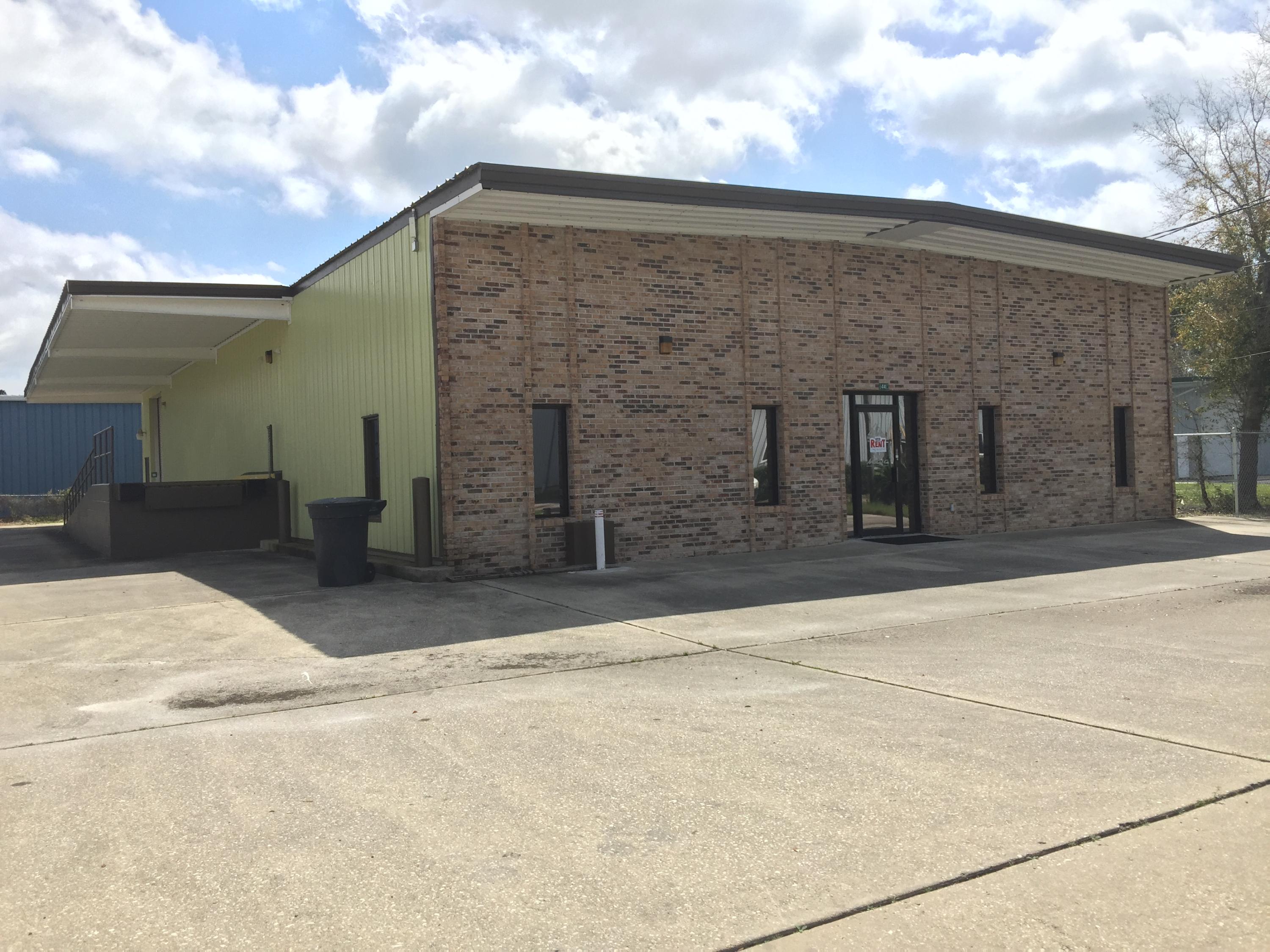Nearly 8,000sqft of flex space available for lease off of Anchors Street. The space includes approximately 1,950sqft of office space with warehouse space and additional office/storage on mezzanine level. There is a loading dock and 16ft bay door. Pictures will be added soon.