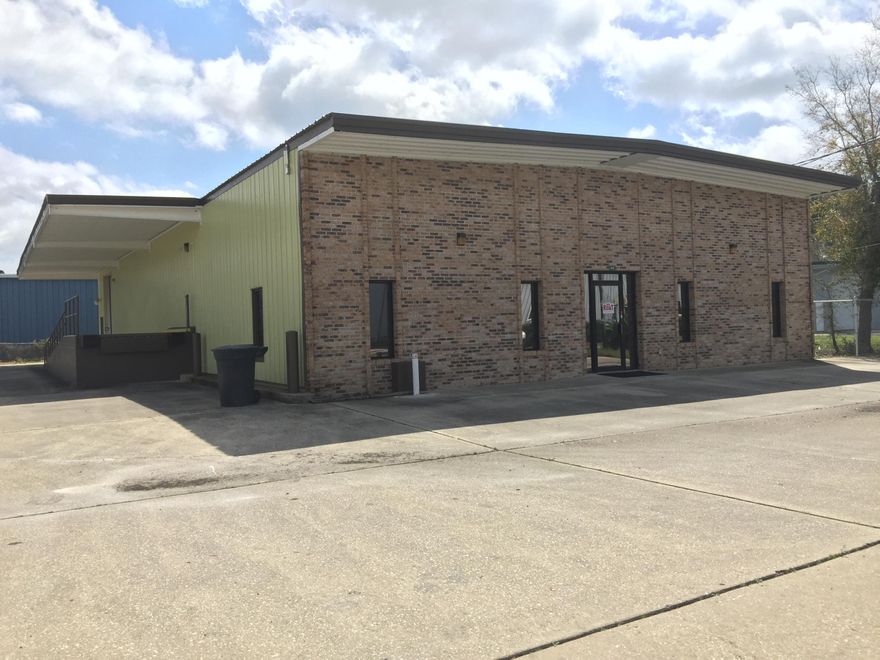 Nearly 8,000sqft of flex space available for lease off of Anchors Street. The space includes approximately 1,950sqft of office space with warehouse space and additional office/storage on mezzanine level. There is a loading dock and 16ft bay door. Pictures will be added soon.