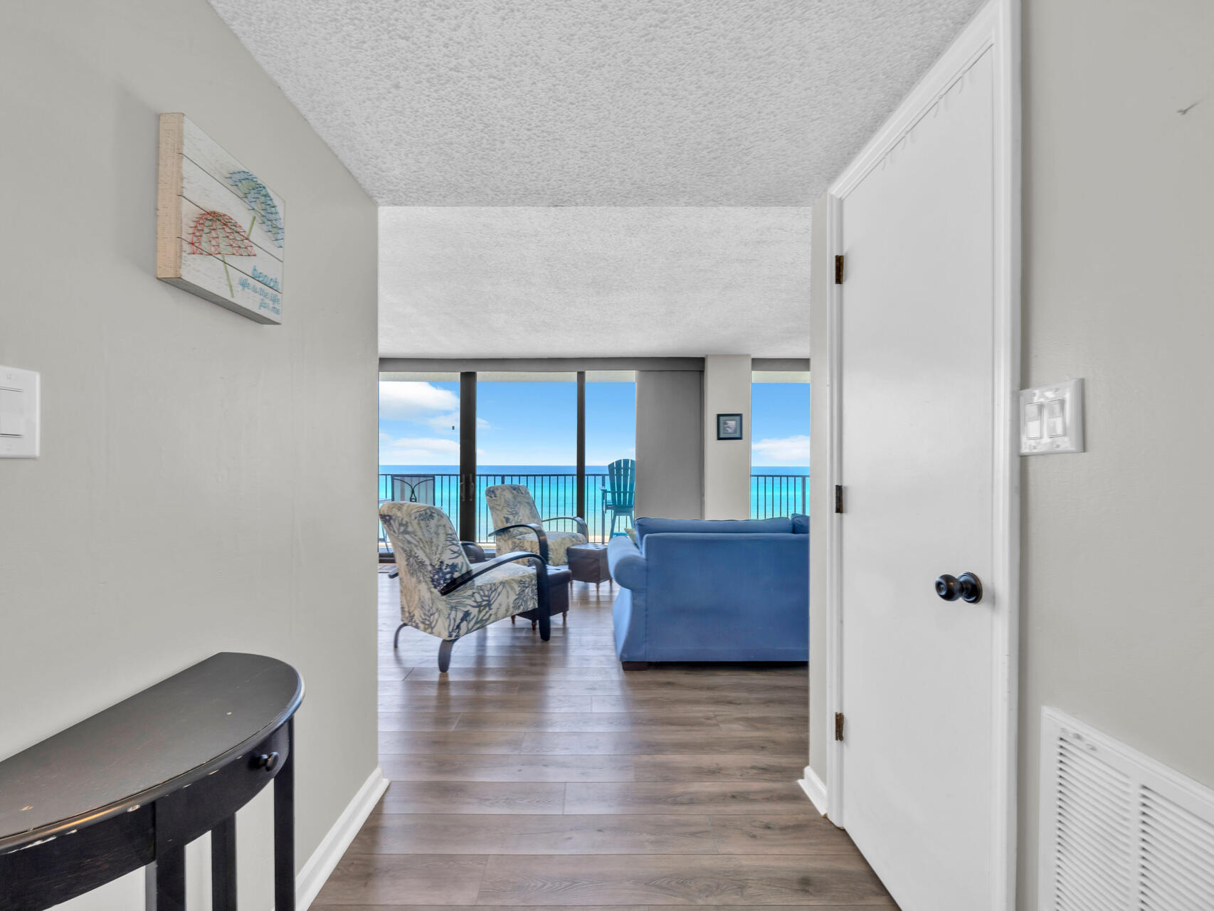 SEACHASE CONDO - Residential