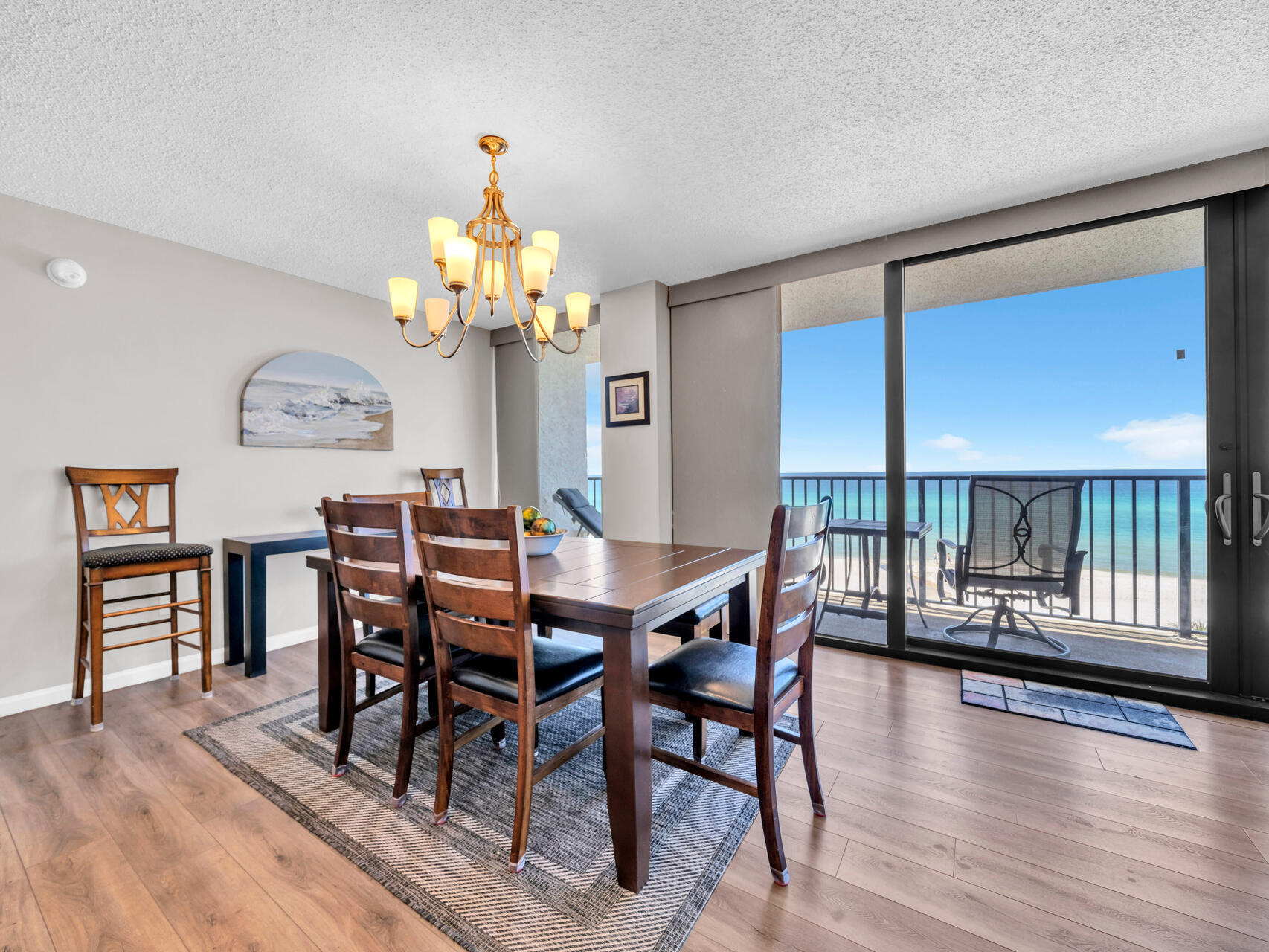 SEACHASE CONDO - Residential