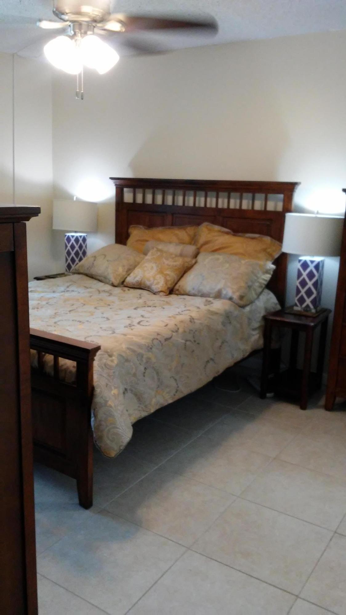 EMERALD ISLE - Residential Lease