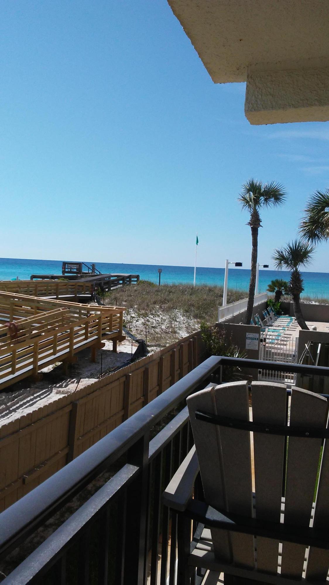 EMERALD ISLE - Residential Lease