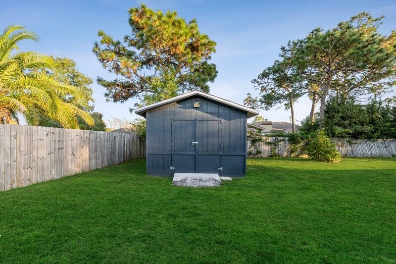 ORION LAKE - Residential