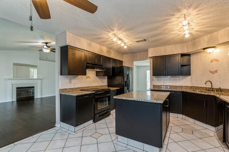 ORION LAKE - Residential