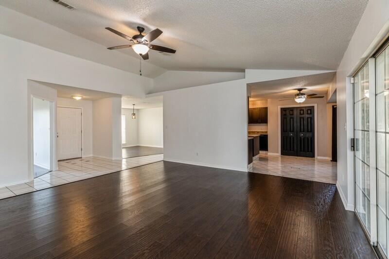 ORION LAKE - Residential