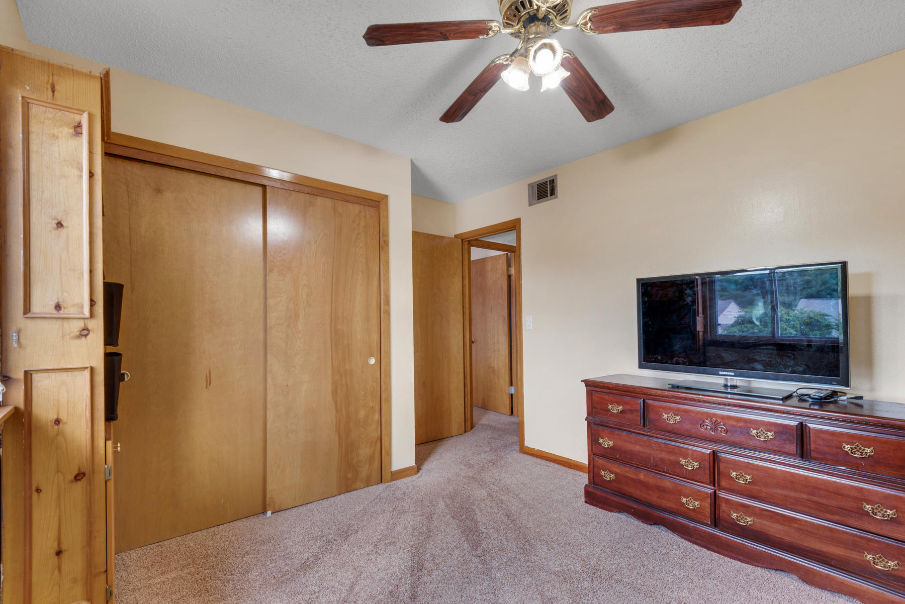 VALPARAISO PINECREST 3 - Residential