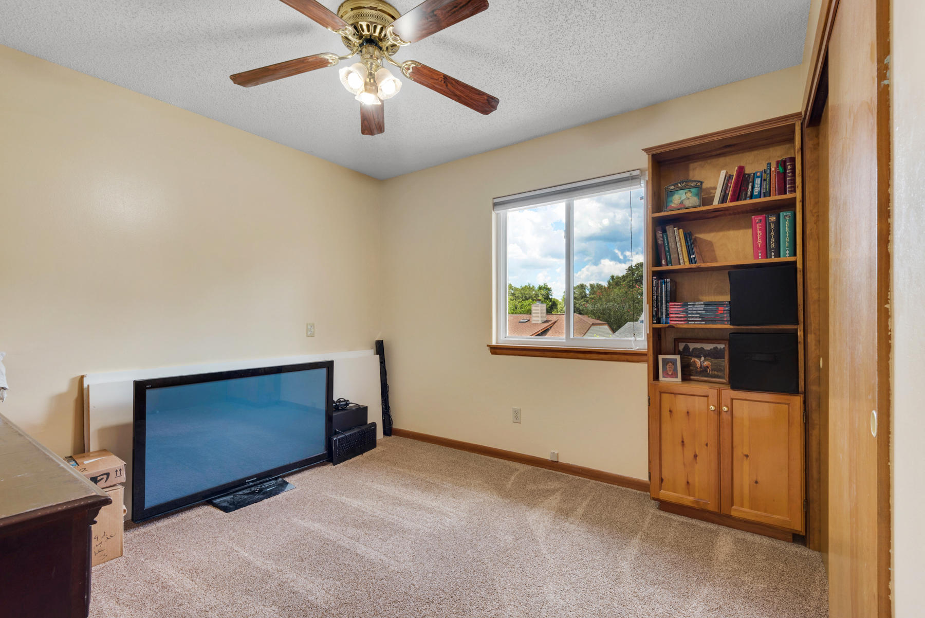 VALPARAISO PINECREST 3 - Residential