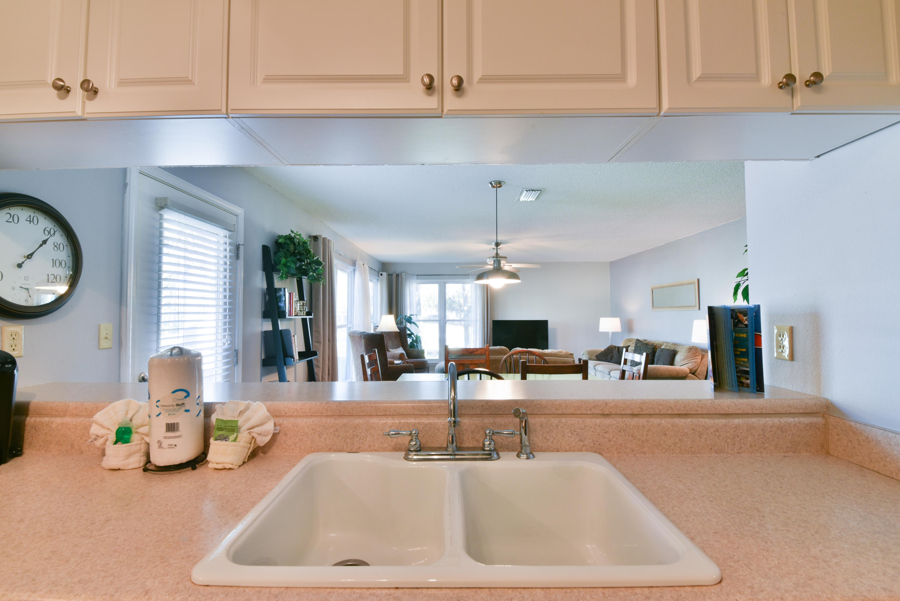 BEACHVIEW CONDOMINIUM - Residential