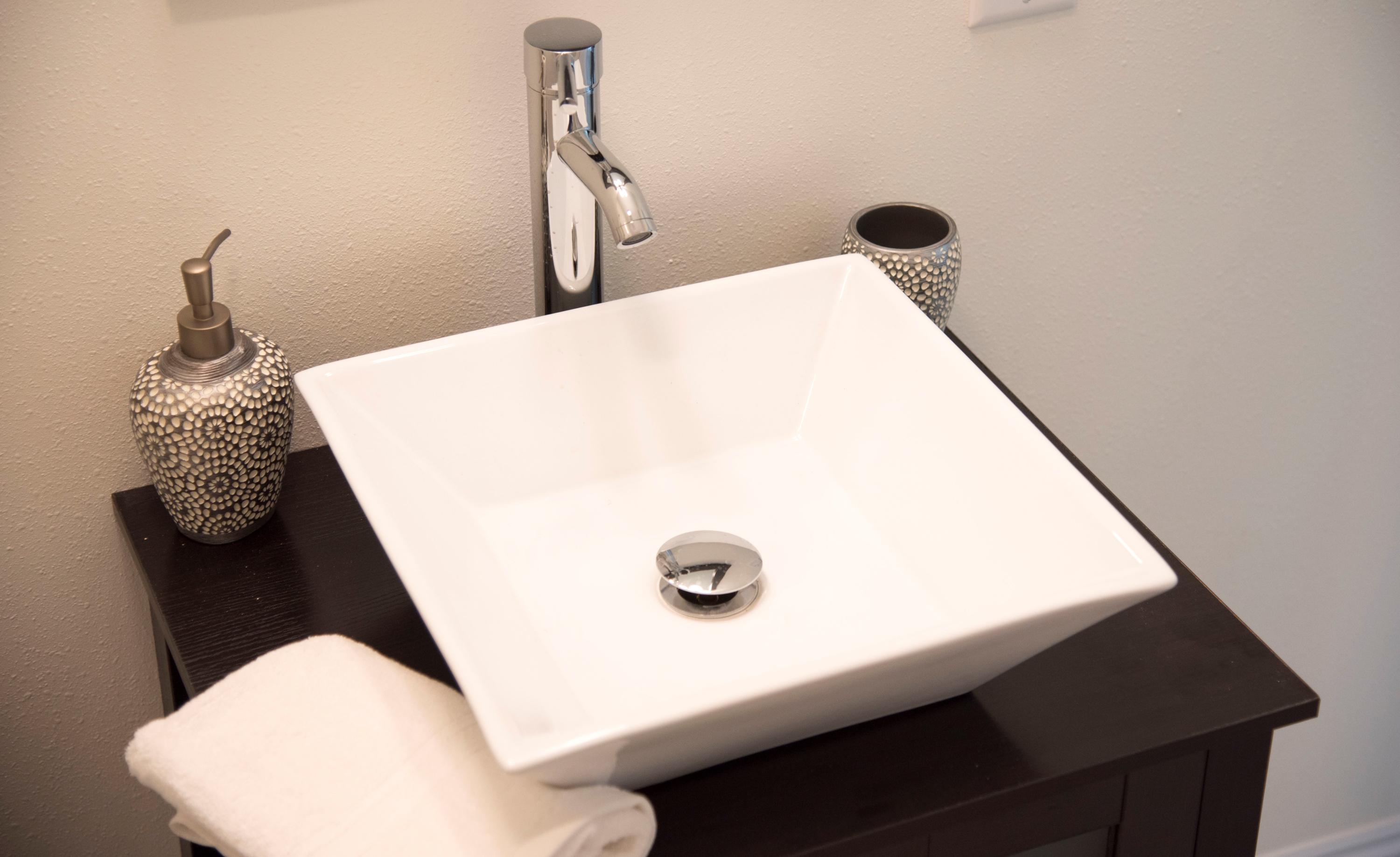 RE S/D VALP PLAT #15 LOT 6 BLK 1 - Residential