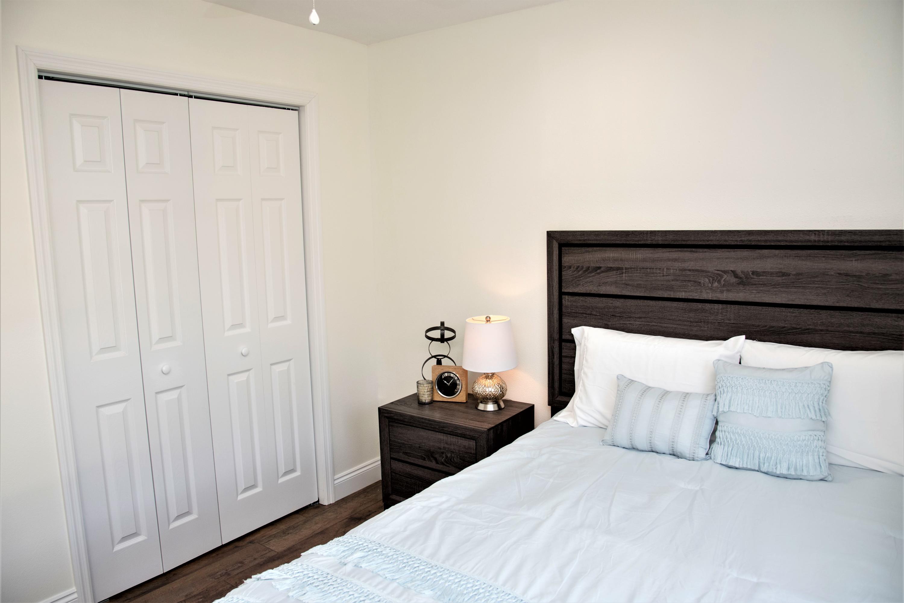 RE S/D VALP PLAT #15 LOT 6 BLK 1 - Residential