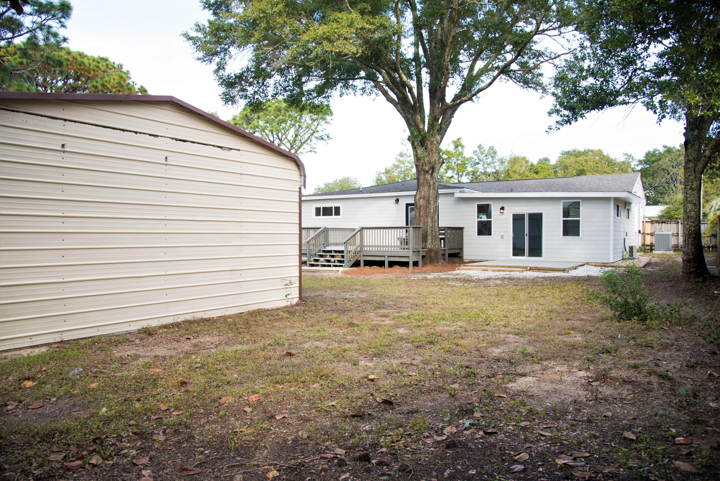 RE S/D VALP PLAT #15 LOT 6 BLK 1 - Residential