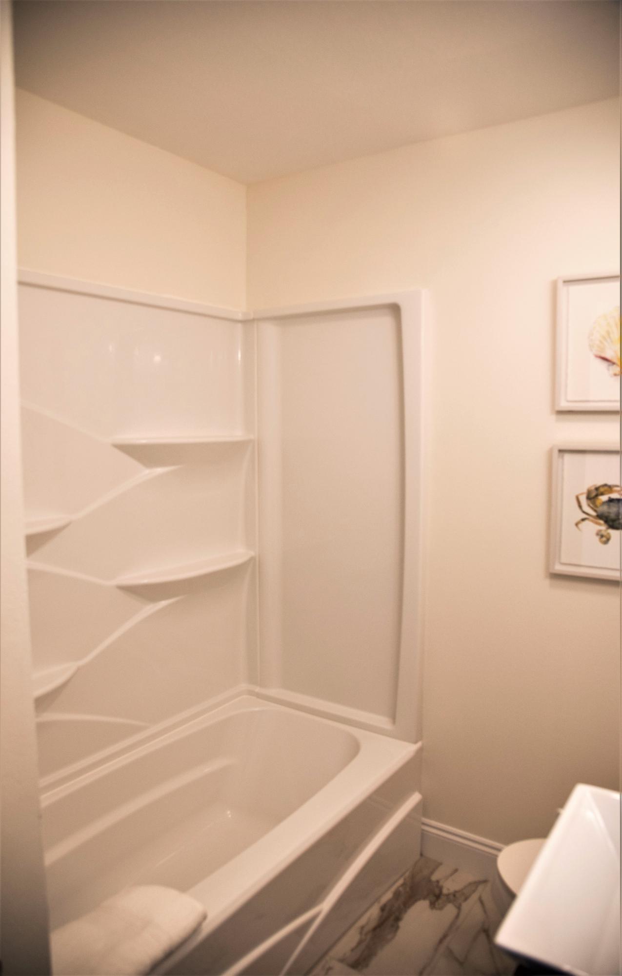 RE S/D VALP PLAT #15 LOT 6 BLK 1 - Residential