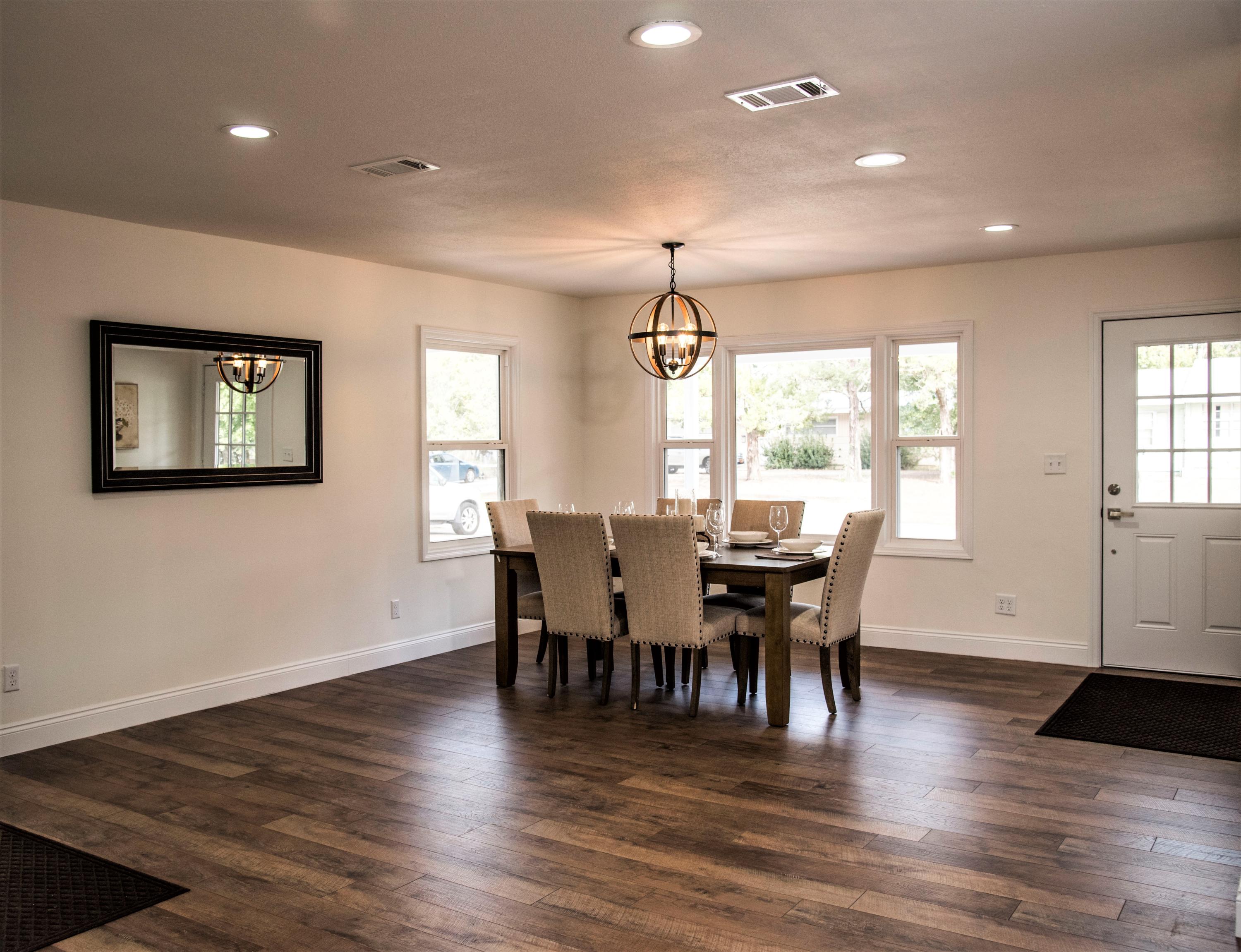 RE S/D VALP PLAT #15 LOT 6 BLK 1 - Residential