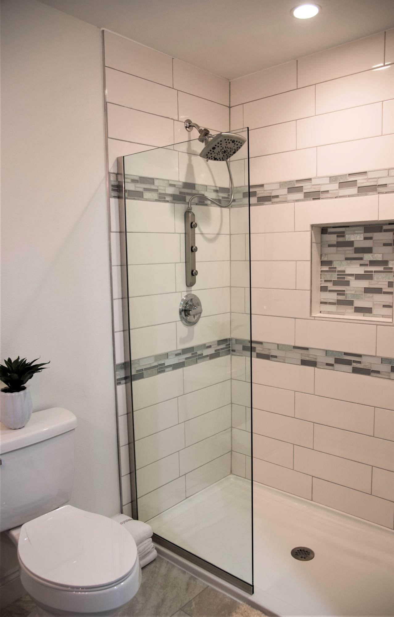 RE S/D VALP PLAT #15 LOT 6 BLK 1 - Residential