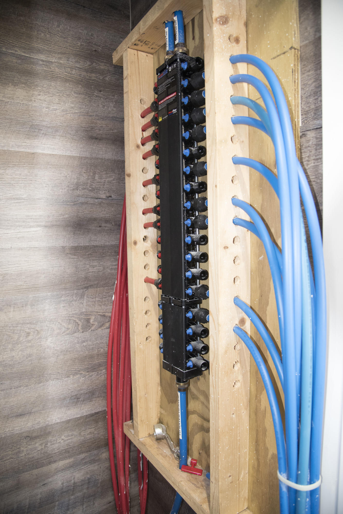 RE S/D VALP PLAT #15 LOT 6 BLK 1 - Residential