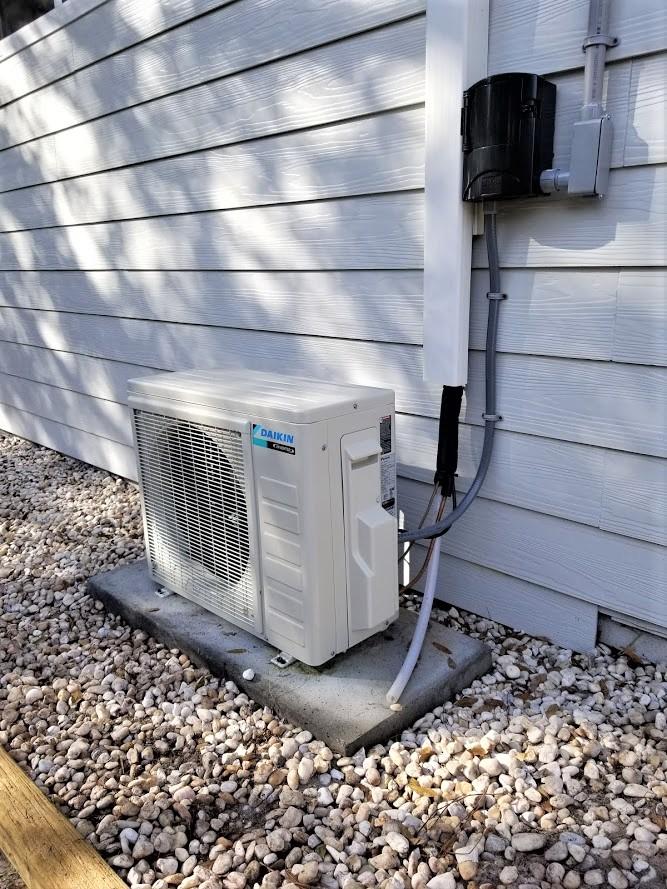 RE S/D VALP PLAT #15 LOT 6 BLK 1 - Residential