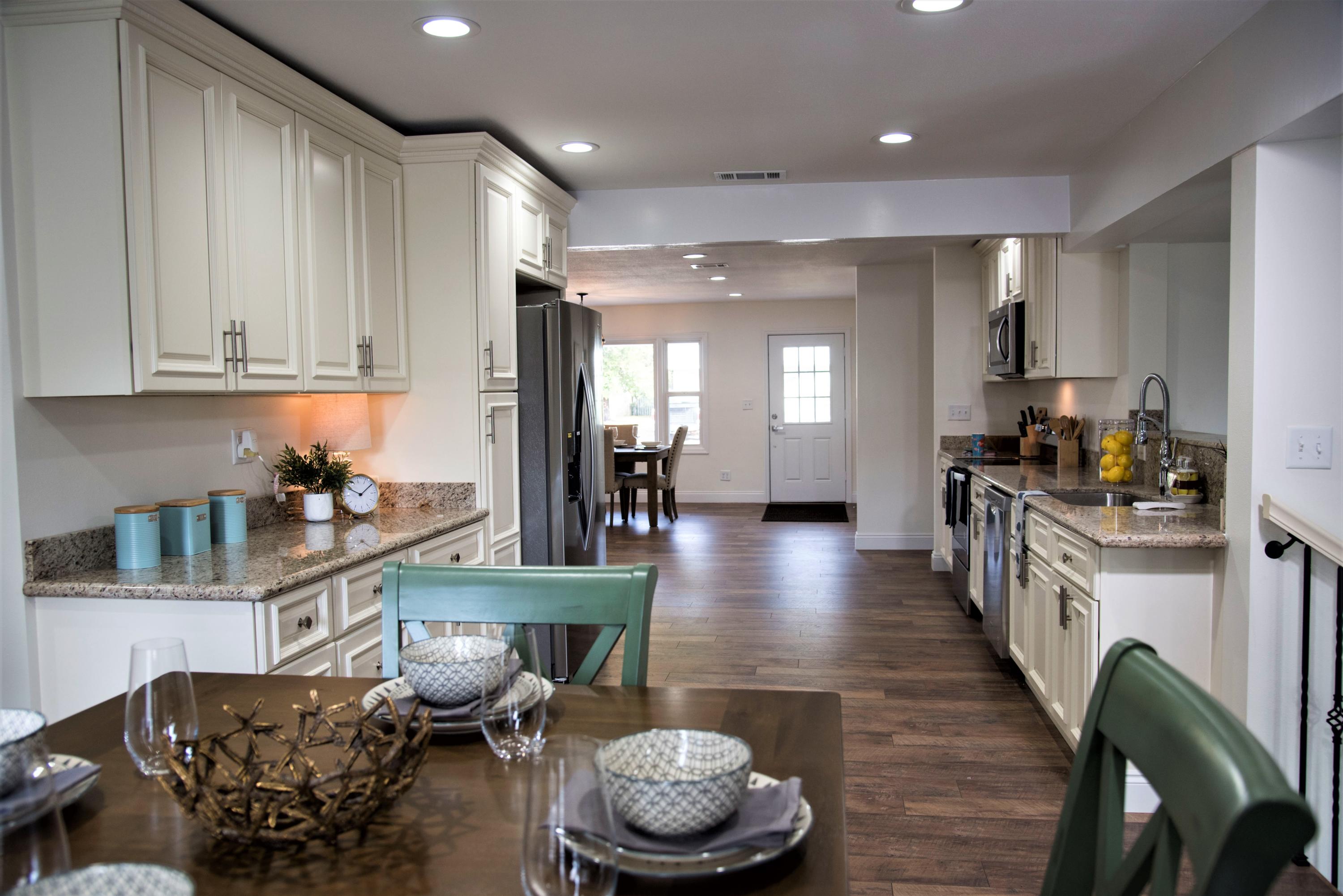 RE S/D VALP PLAT #15 LOT 6 BLK 1 - Residential