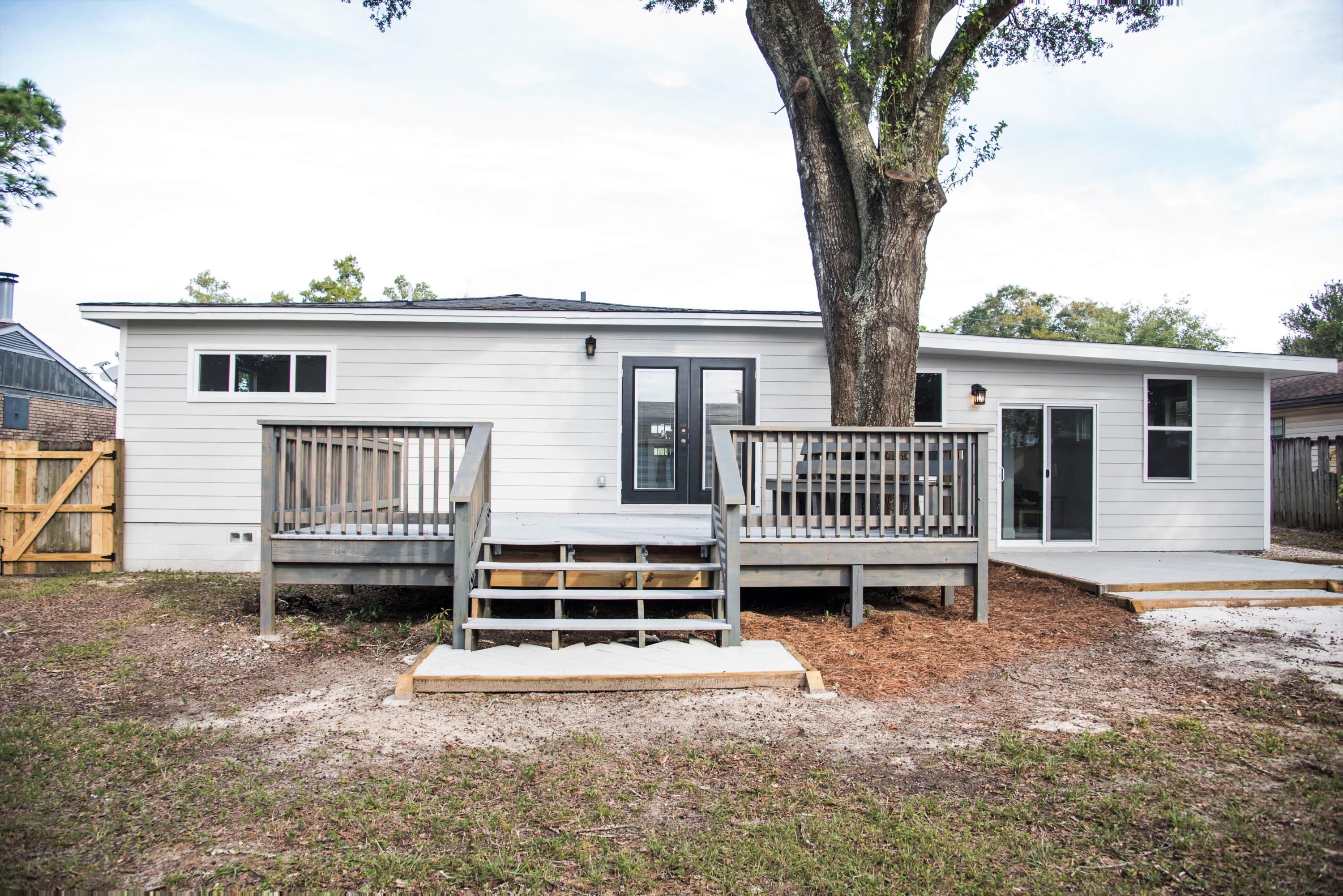 RE S/D VALP PLAT #15 LOT 6 BLK 1 - Residential