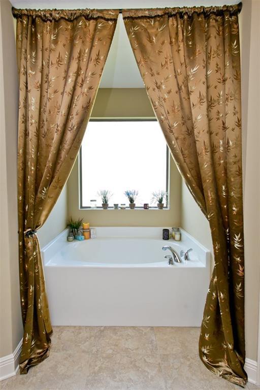 NAVARRE FIRST ADDITION - Residential