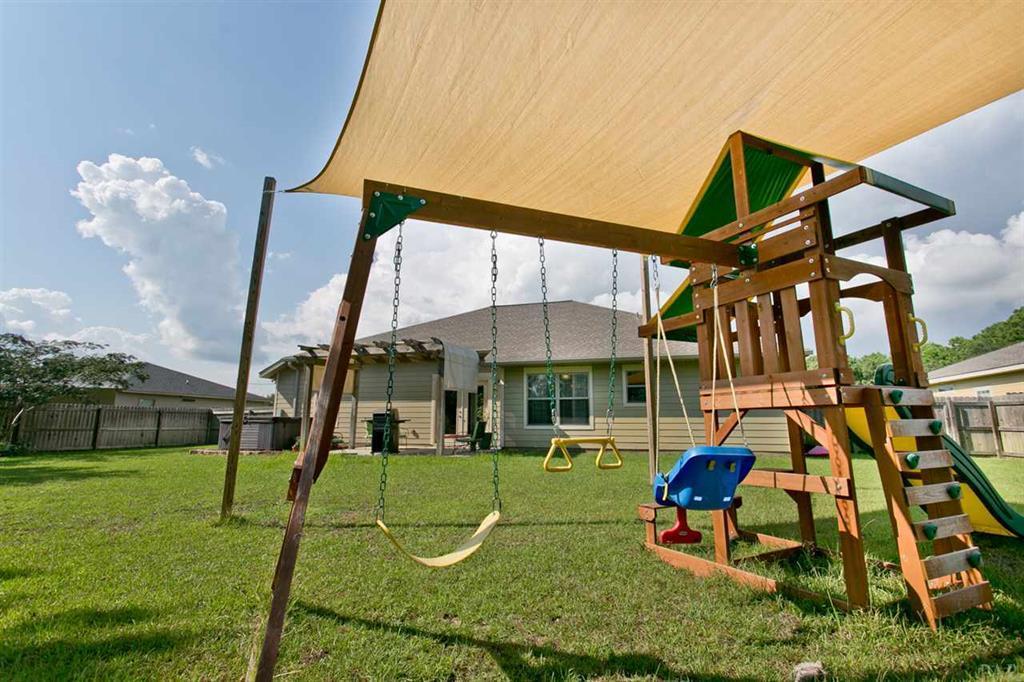 NAVARRE FIRST ADDITION - Residential