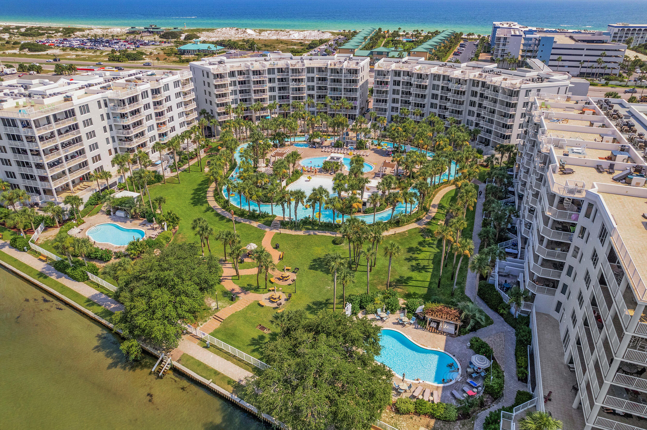 DESTIN WEST BEACH & BAY RESORT-GULFSIDE - Residential