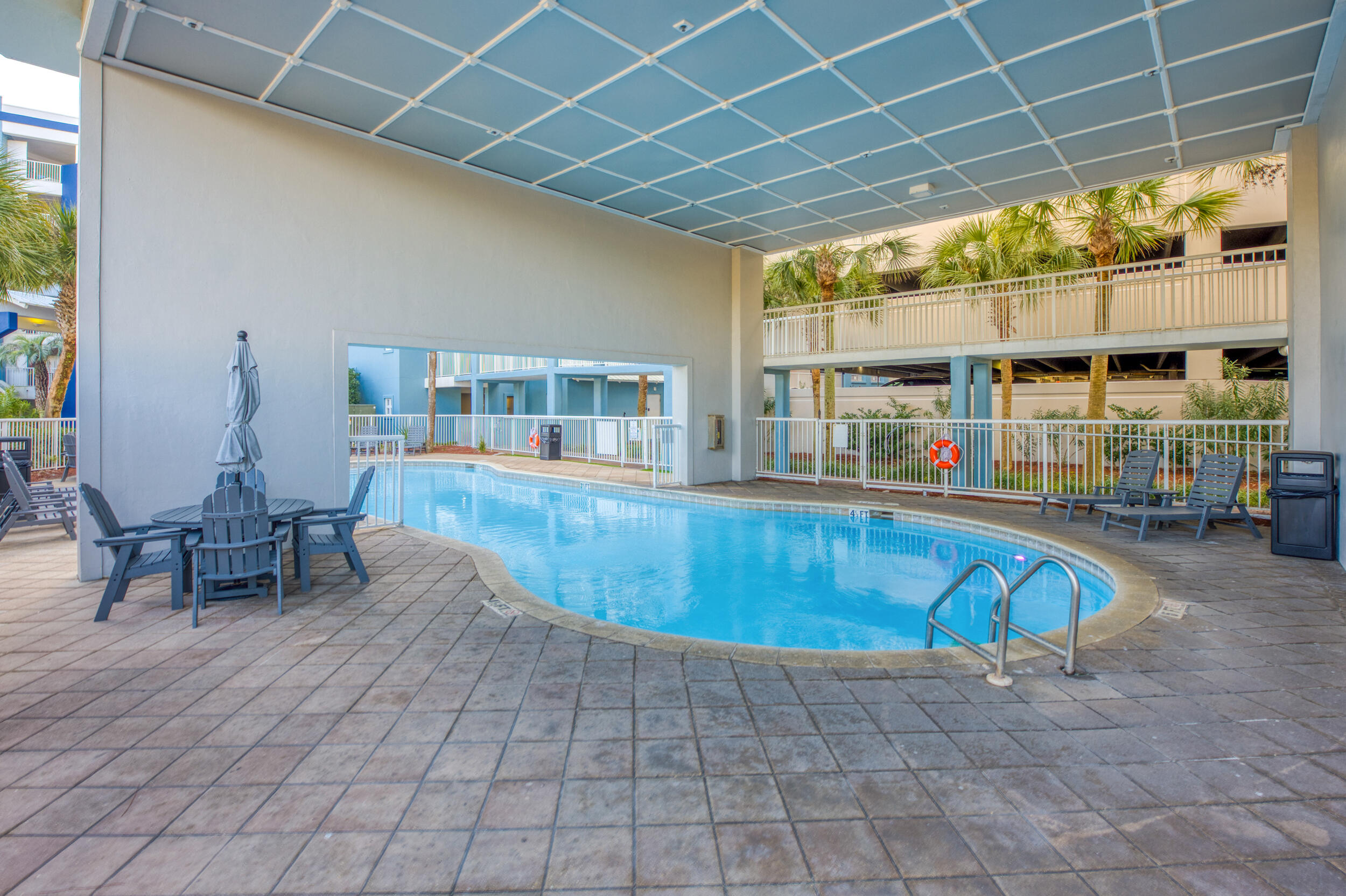 DESTIN WEST BEACH & BAY RESORT-GULFSIDE - Residential