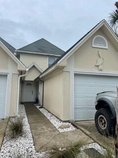 PELICAN PLACE T/H EAST - Residential