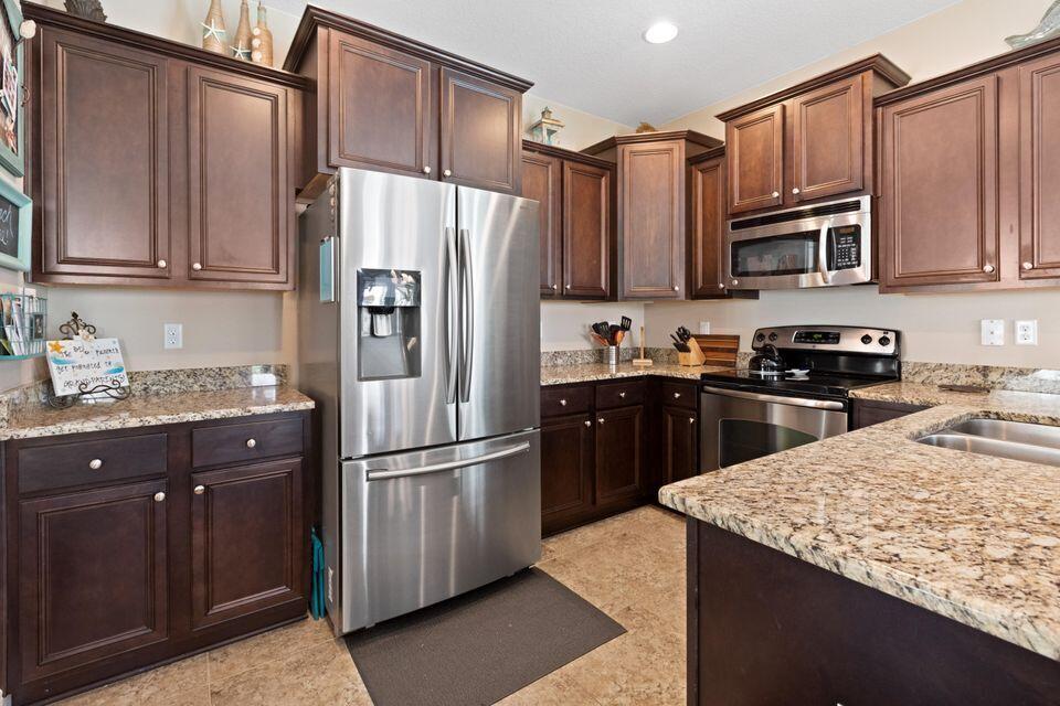 PLANTATION AT SANTA ROSA - Residential