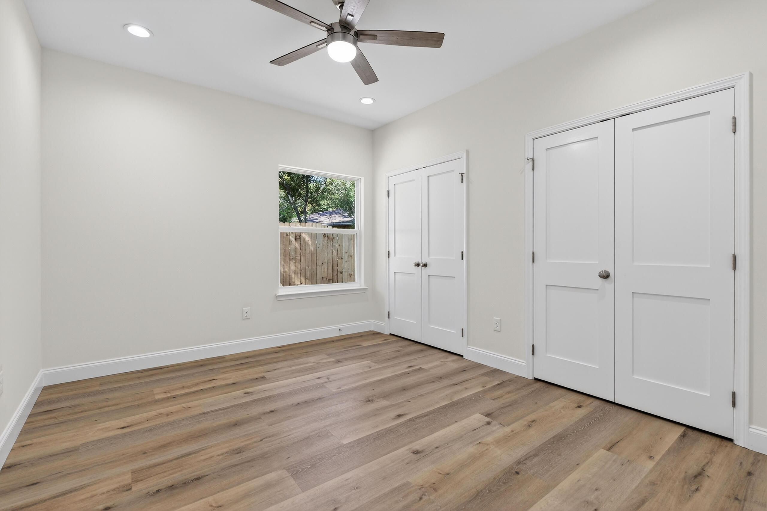 GARNIER BEACH LOT 39 BLK 5 - Residential