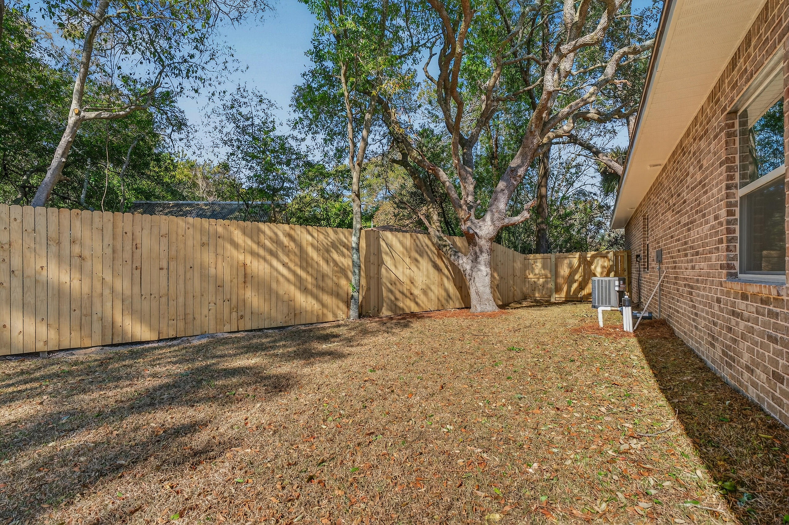 GARNIER BEACH LOT 39 BLK 5 - Residential