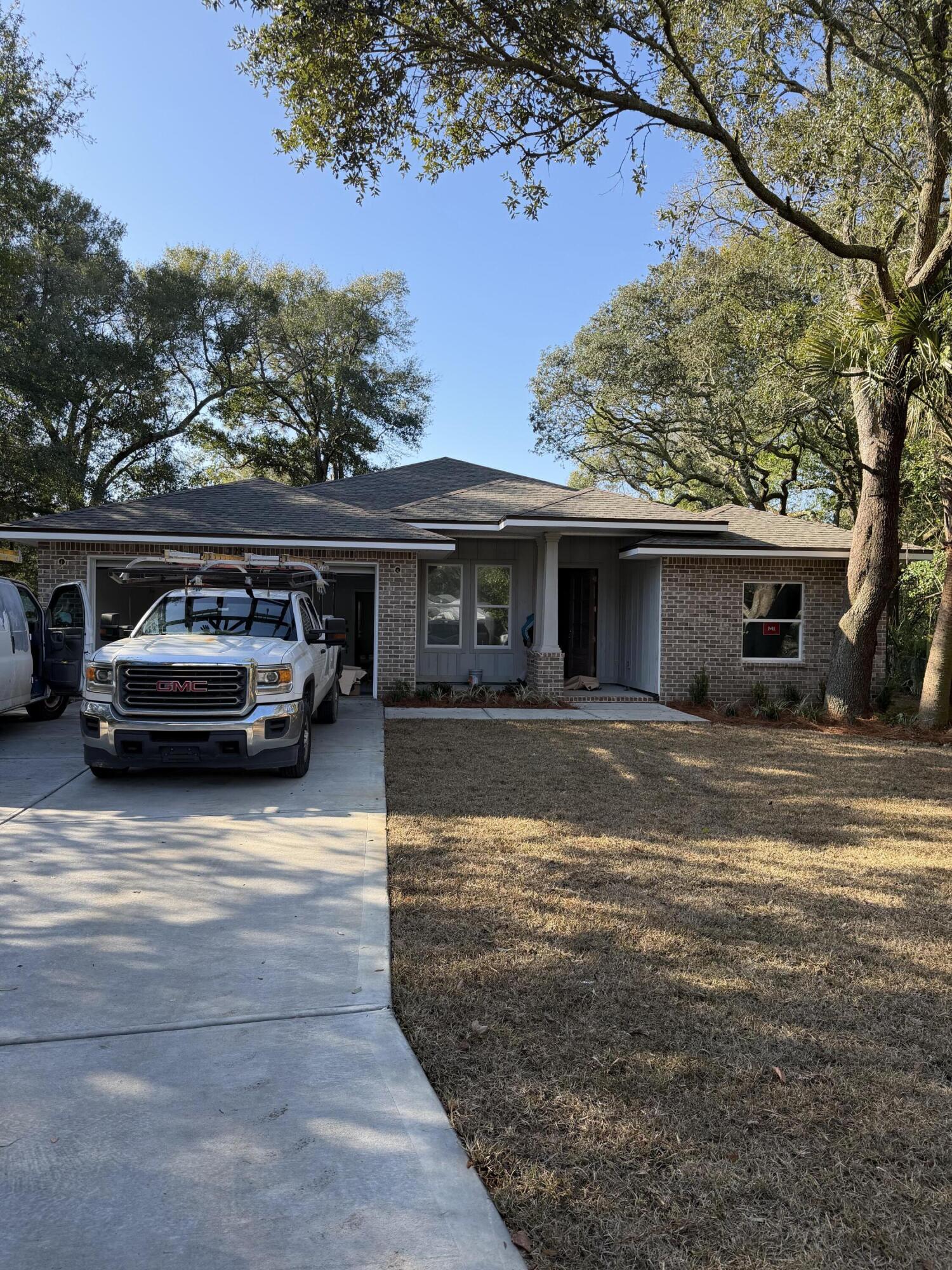 GARNIER BEACH LOT 39 BLK 5 - Residential