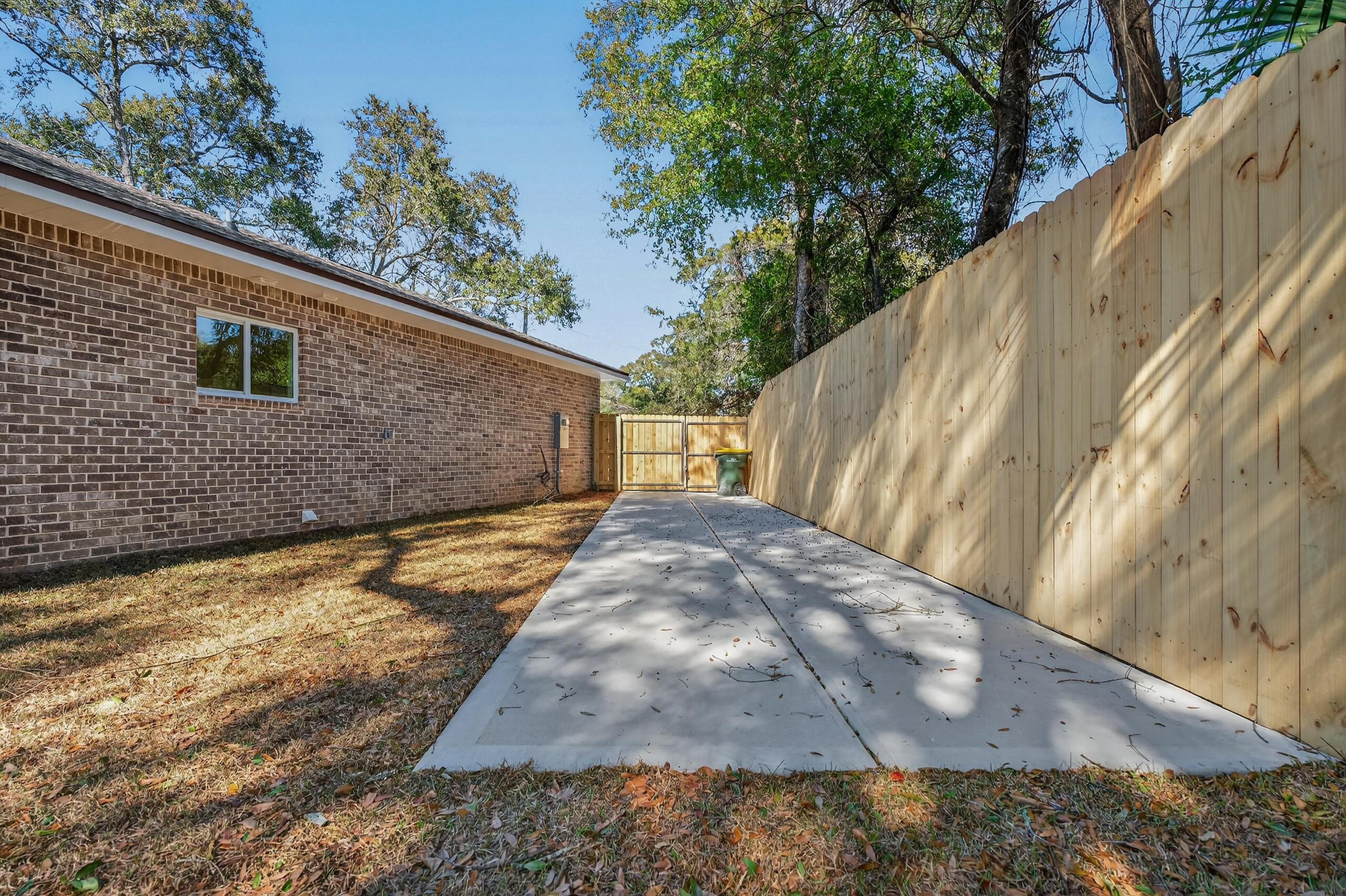 GARNIER BEACH LOT 39 BLK 5 - Residential