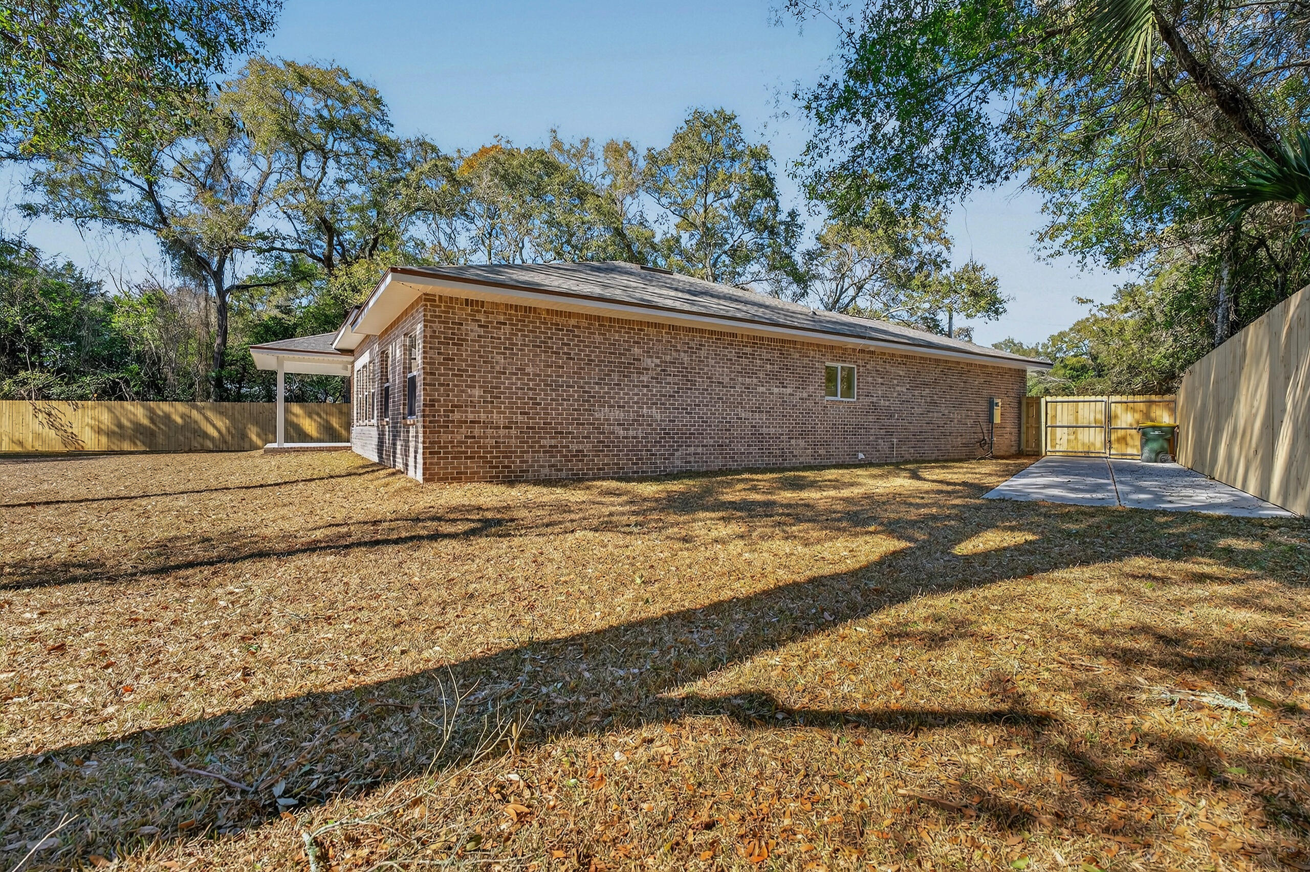 GARNIER BEACH LOT 39 BLK 5 - Residential